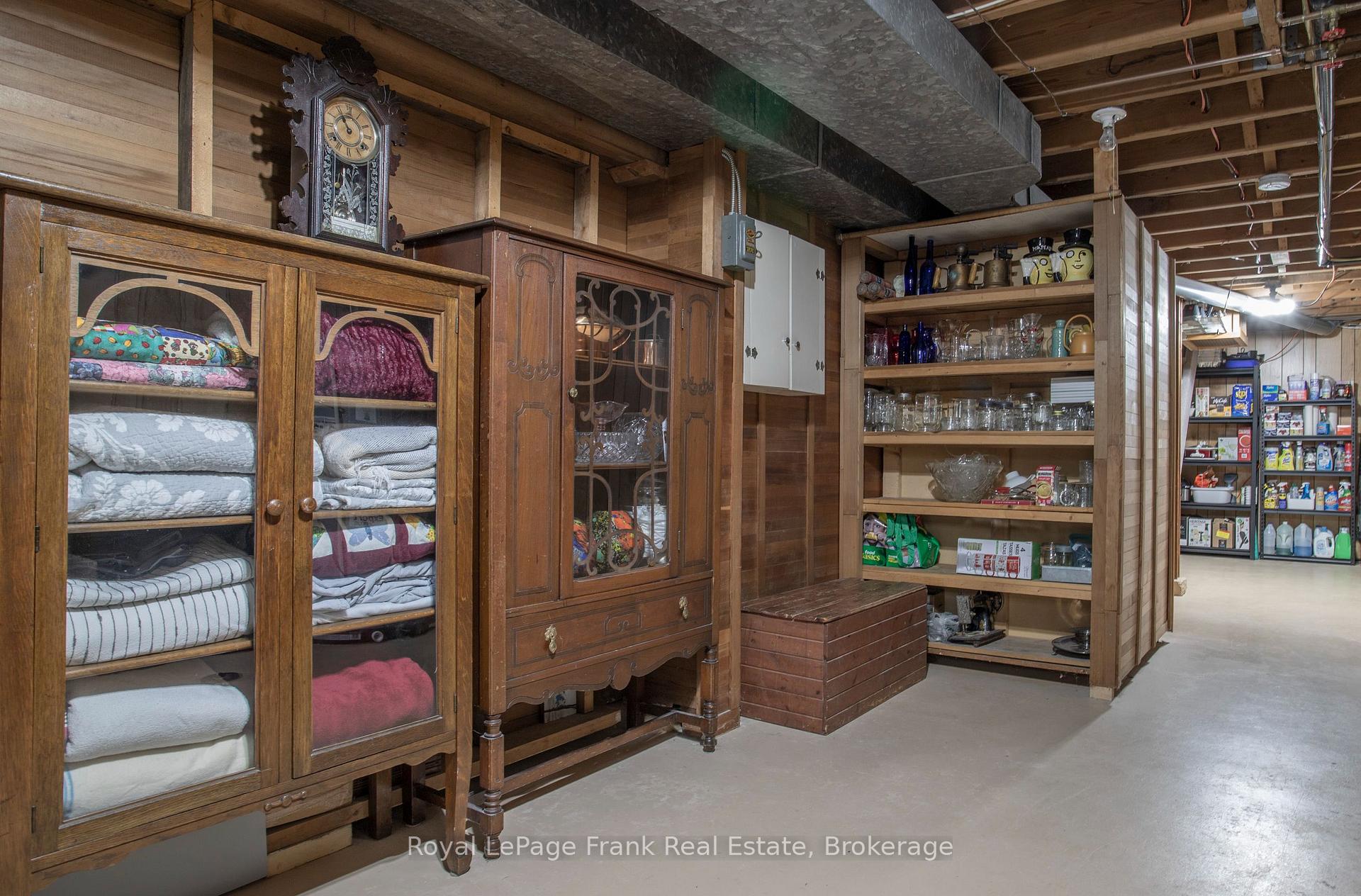 Photo 24 of 387 Aberdeen Avenue, Peterborough, Northcrest Ward 5 — HOMEH