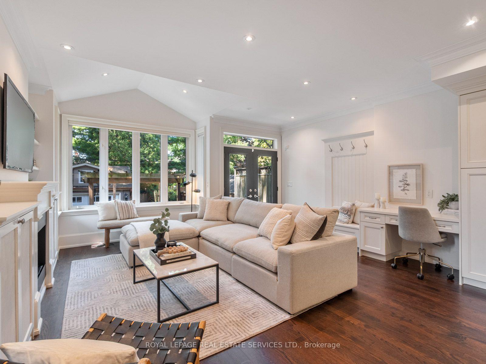 Photo 10 of 330 Willard Avenue, Toronto, Runnymede-Bloor West Village — HOMEH