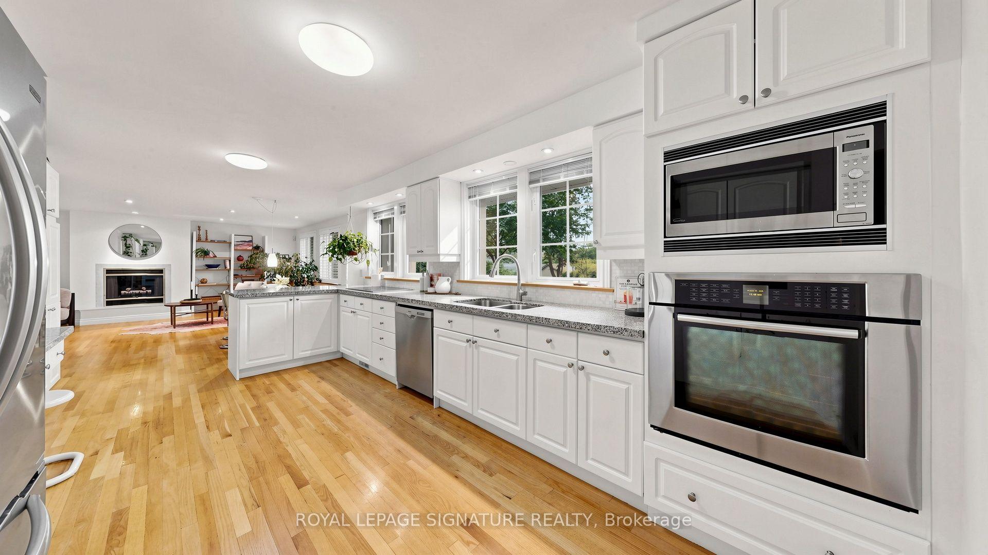 Photo 11 of 8 Windy Ridge Drive, Scarborough, Scarborough Village — HOMEH