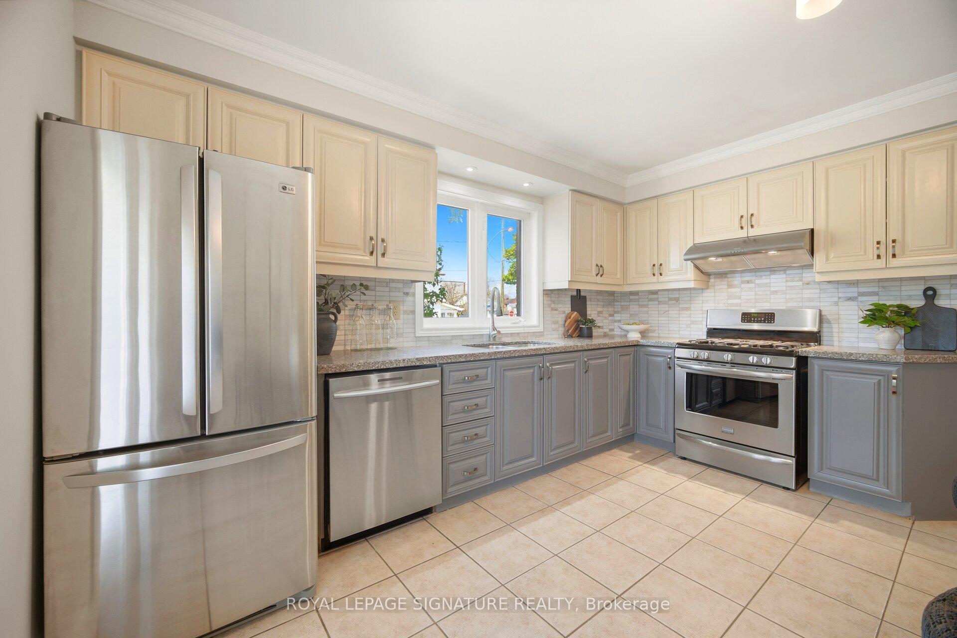Photo 15 of 189 Aileen Avenue, Toronto, Keelesdale-Eglinton West — HOMEH