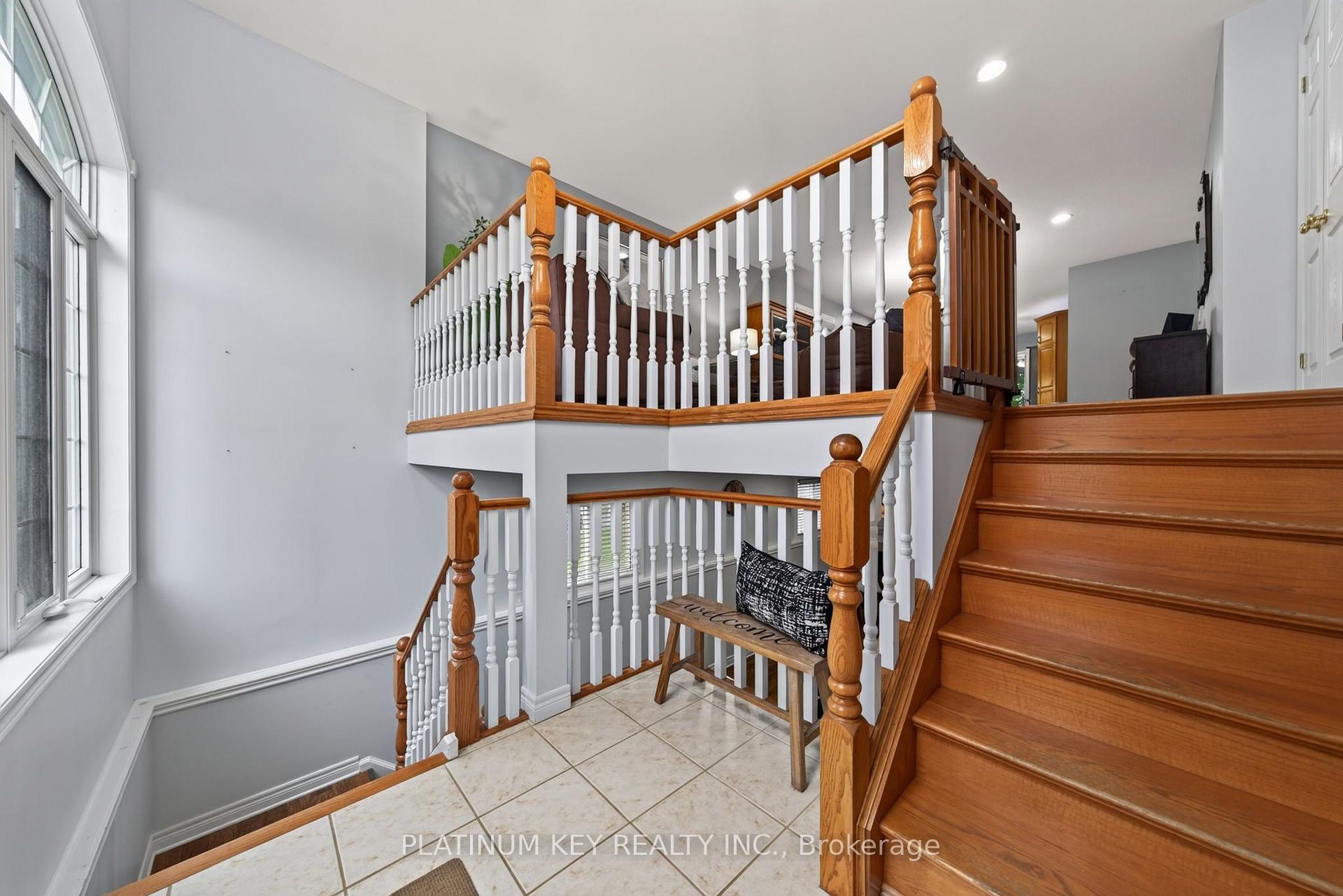 Photo 3 of 22 Ridge Street, Strathroy-Caradoc, SW — HOMEH