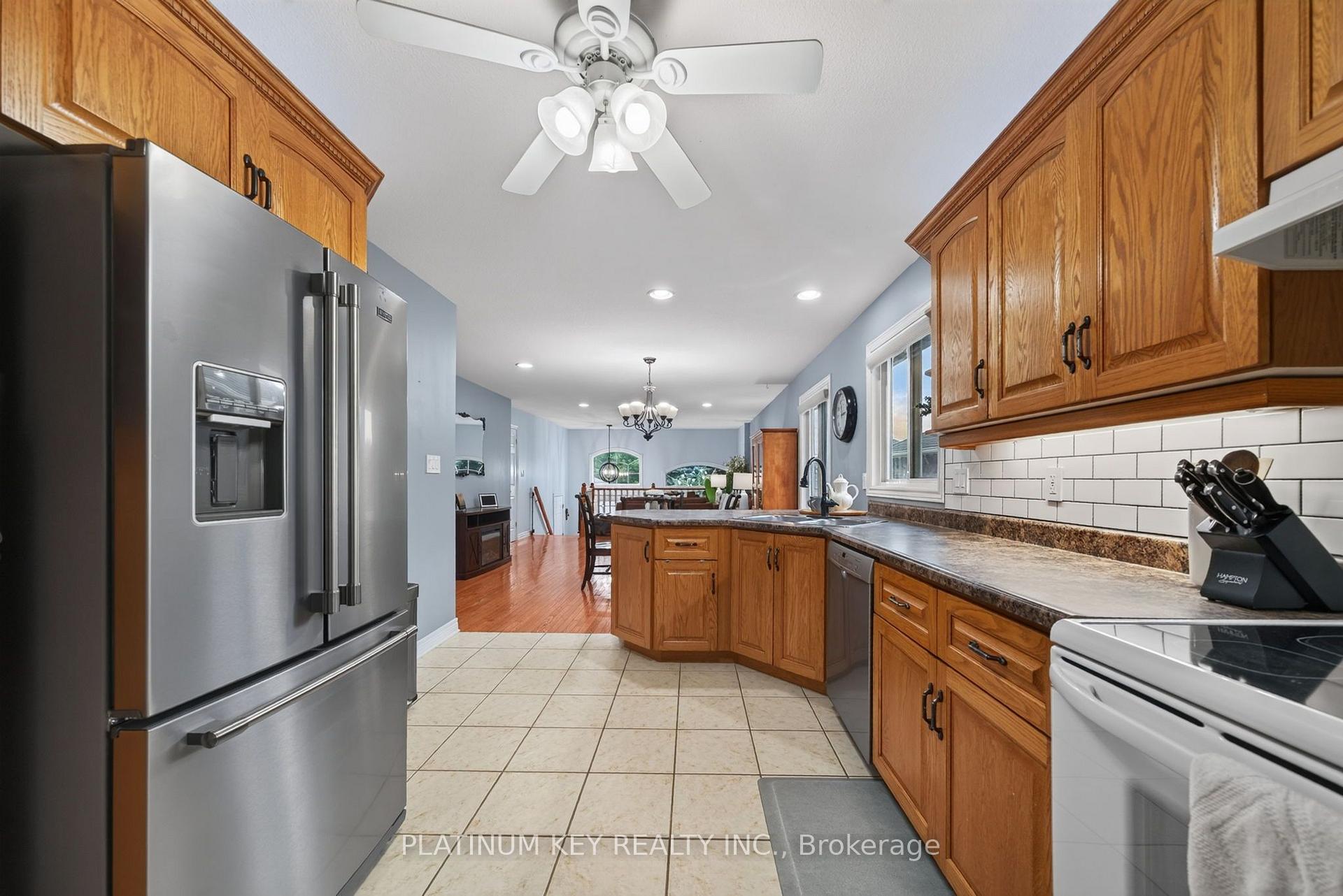 Photo 11 of 22 Ridge Street, Strathroy-Caradoc, SW — HOMEH