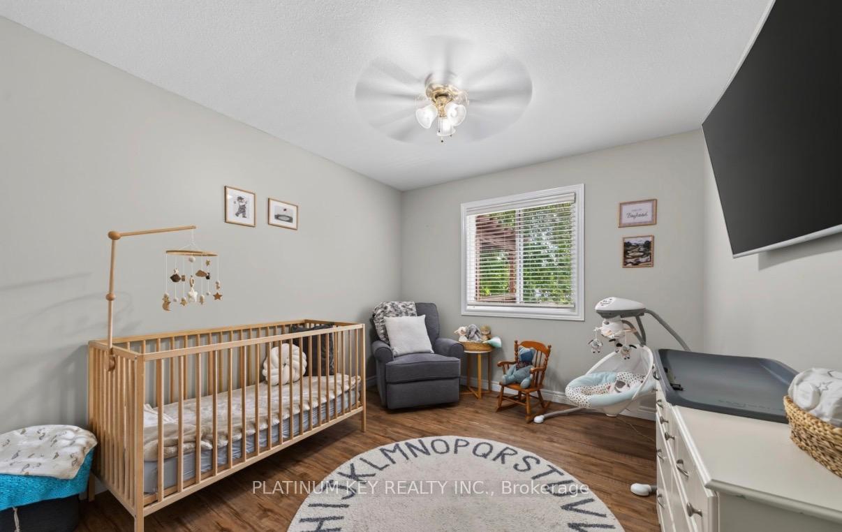 Photo 16 of 22 Ridge Street, Strathroy-Caradoc, SW — HOMEH