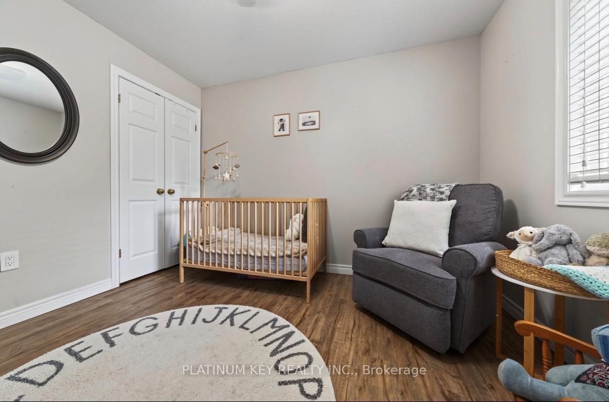 Photo 17 of 22 Ridge Street, Strathroy-Caradoc, SW — HOMEH