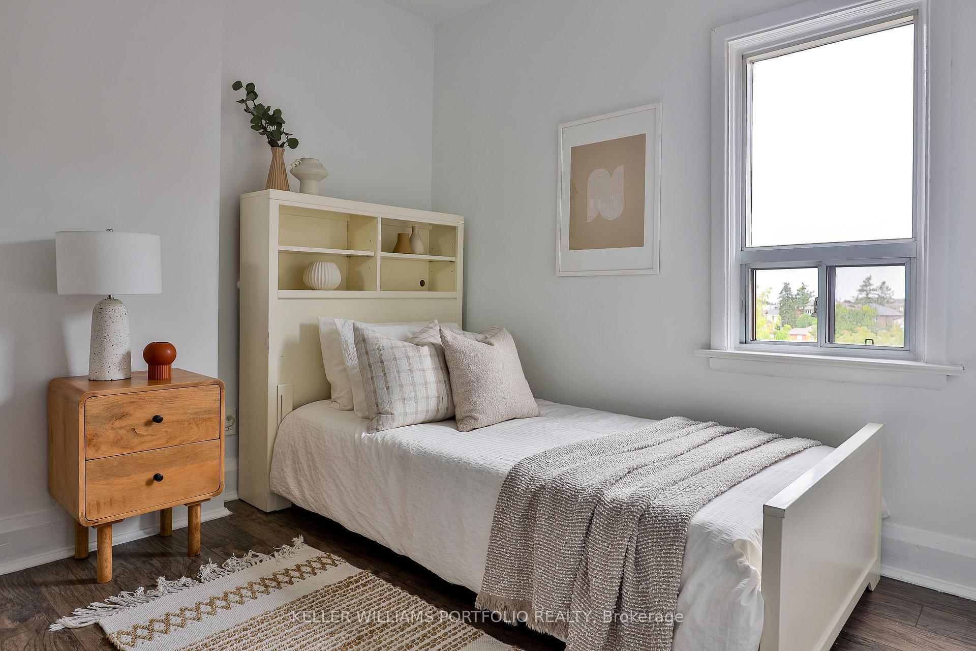 Photo 19 of 40 Aileen Avenue, Toronto, Keelesdale-Eglinton West — HOMEH