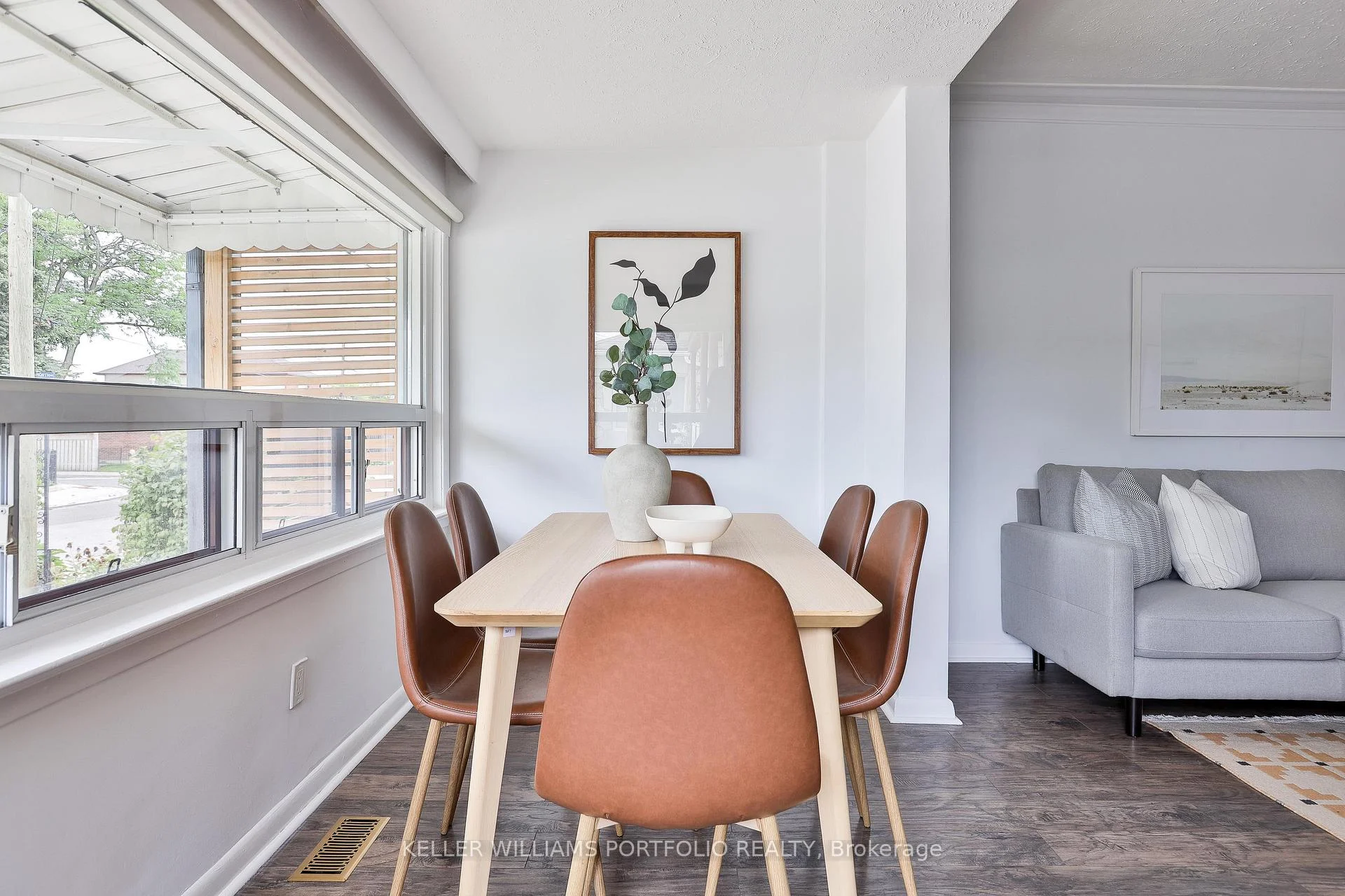 Photo 17 of 40 Aileen Avenue, Toronto, Keelesdale-Eglinton West — HOMEH