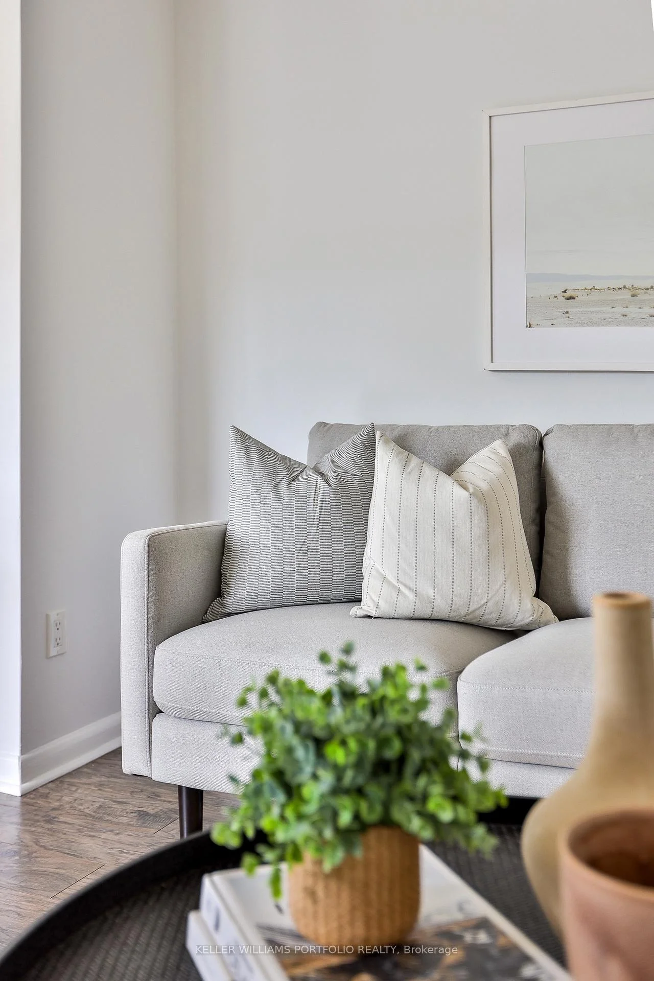 Photo 22 of 40 Aileen Avenue, Toronto, Keelesdale-Eglinton West — HOMEH