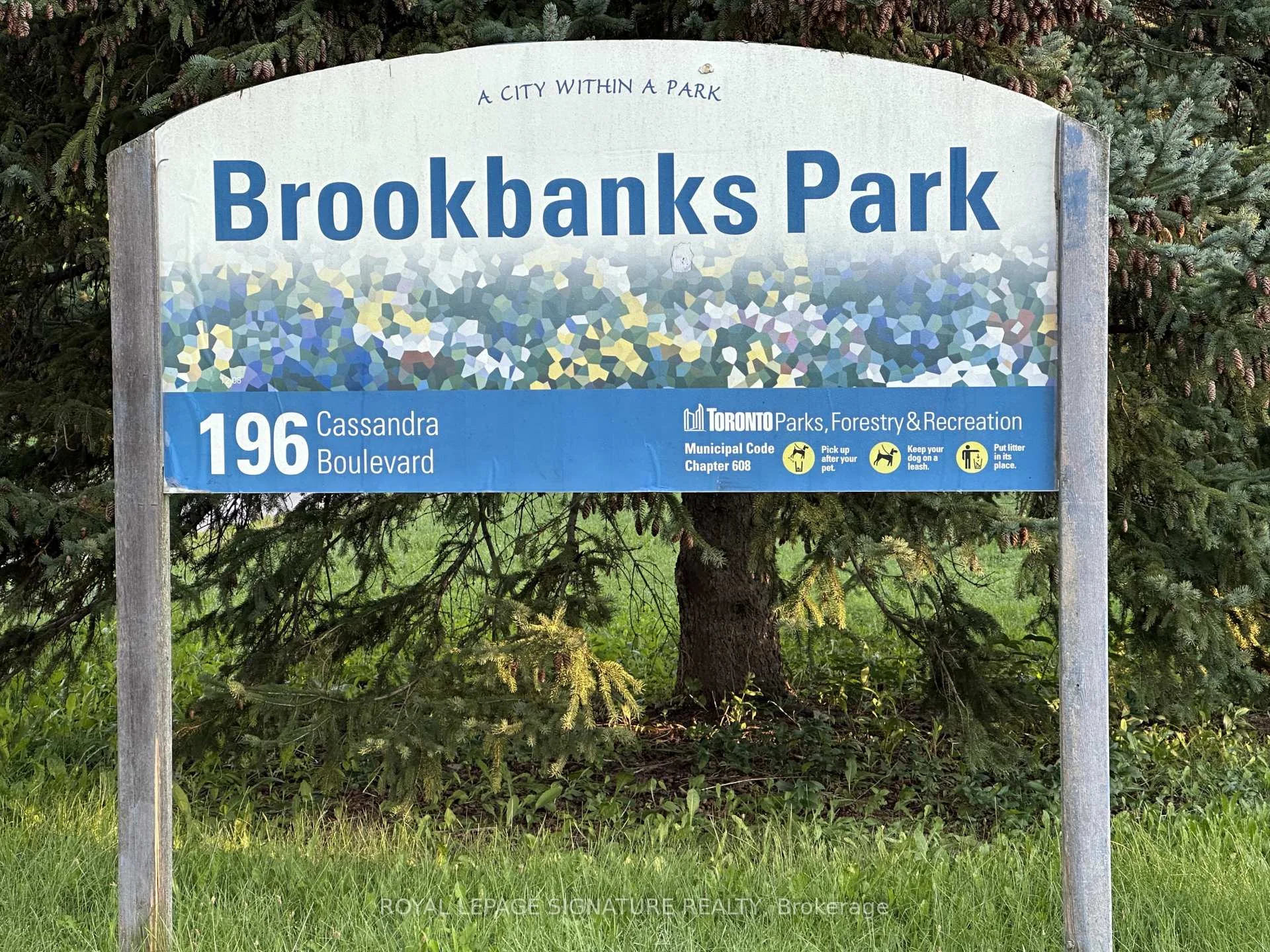 Photo 35 of 73 Castlegrove Boulevard, North York, Parkwoods-Donalda — HOMEH