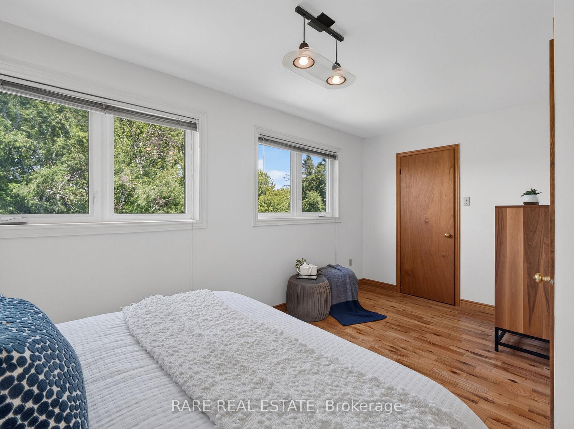 Photo 21 of 12 Kentroyal Drive, Etobicoke, Humber Heights — HOMEH