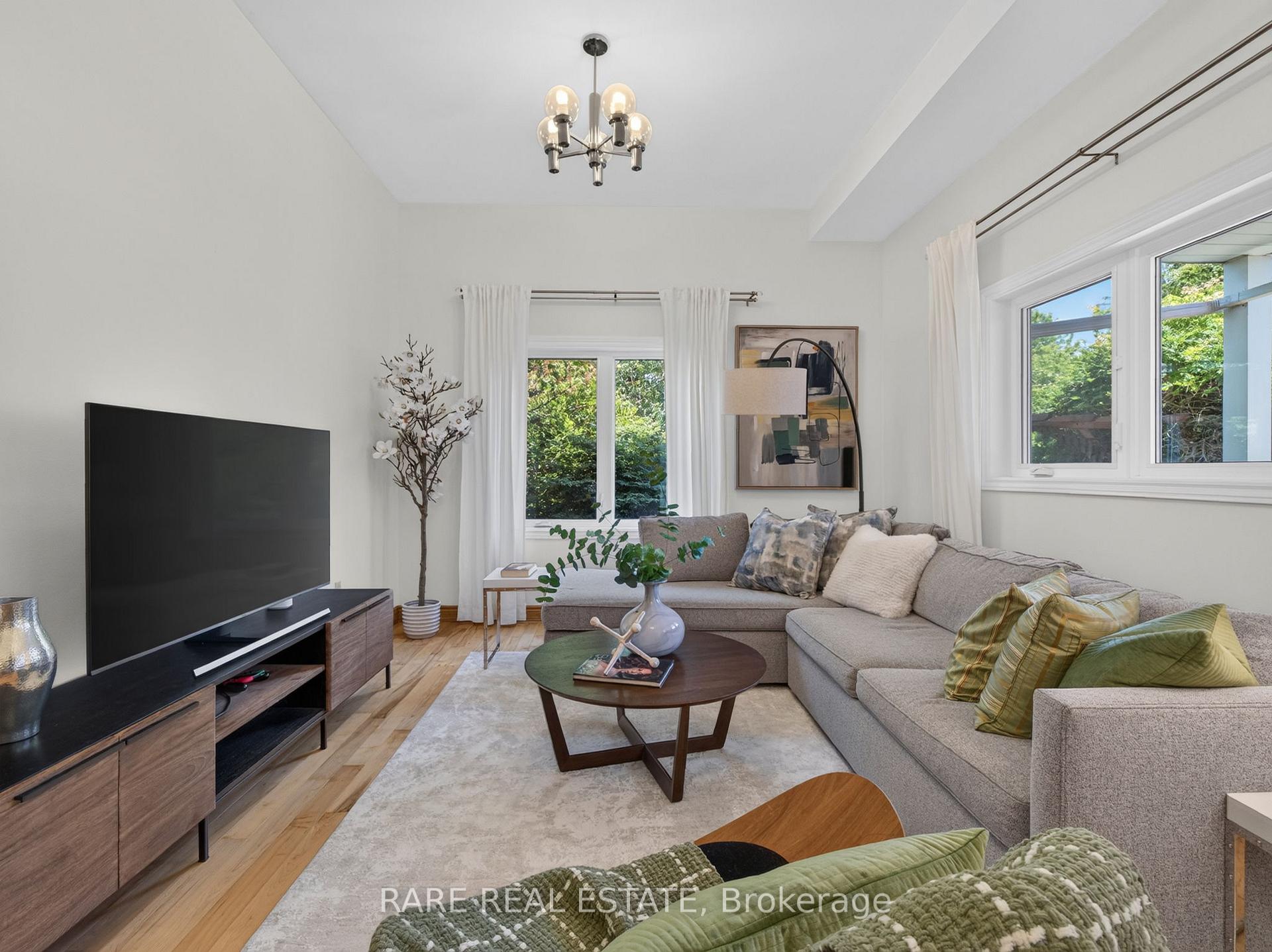 Photo 30 of 12 Kentroyal Drive, Etobicoke, Humber Heights — HOMEH