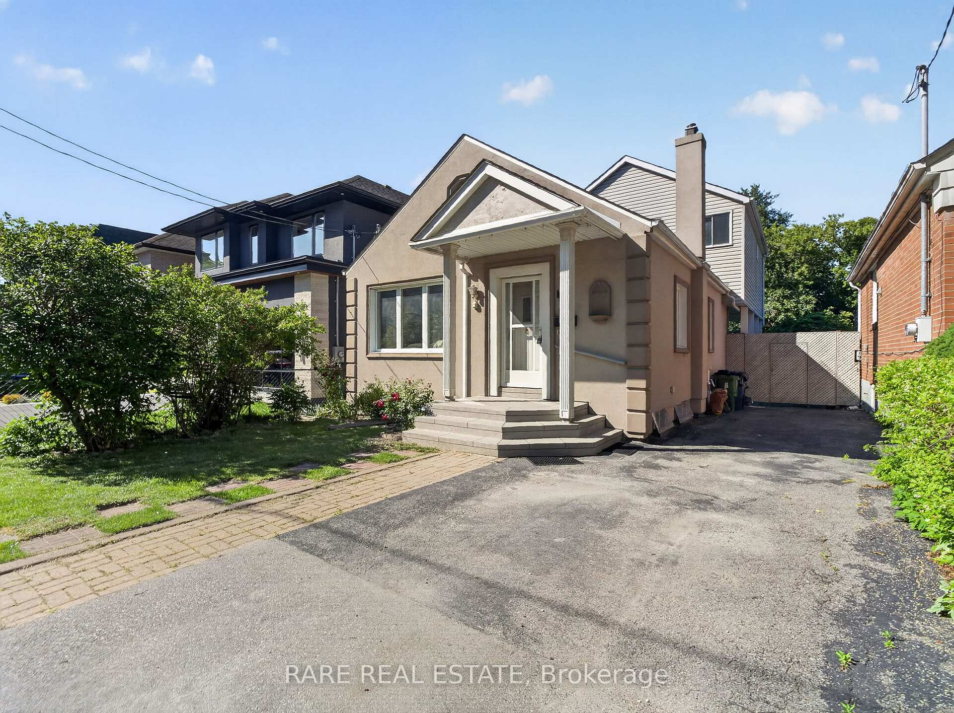 Photo 37 of 12 Kentroyal Drive, Etobicoke, Humber Heights — HOMEH
