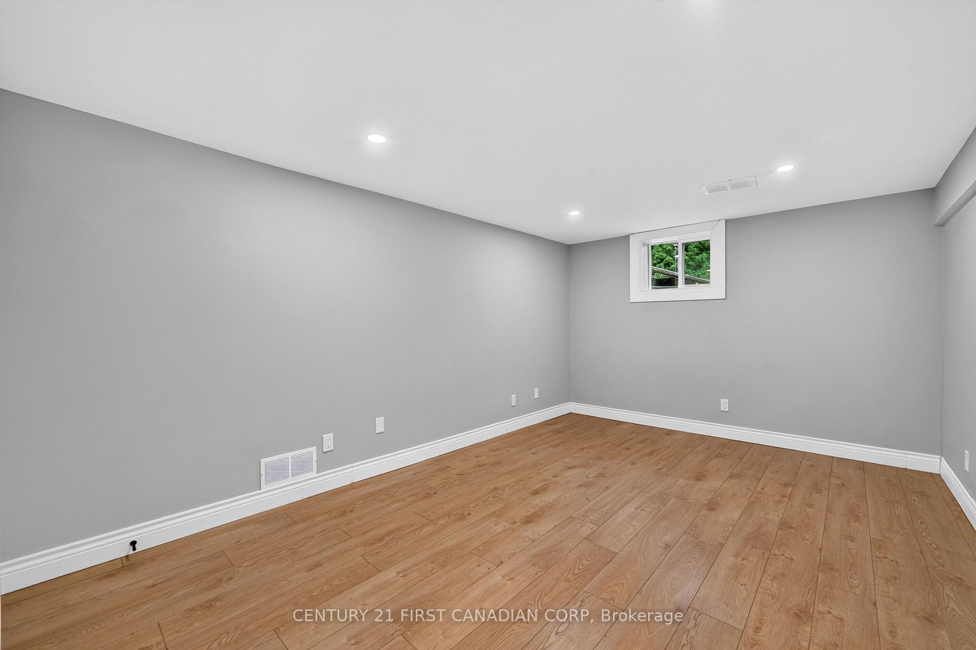 Photo 20 of 23 Brunswick Avenue, London, North I — HOMEH