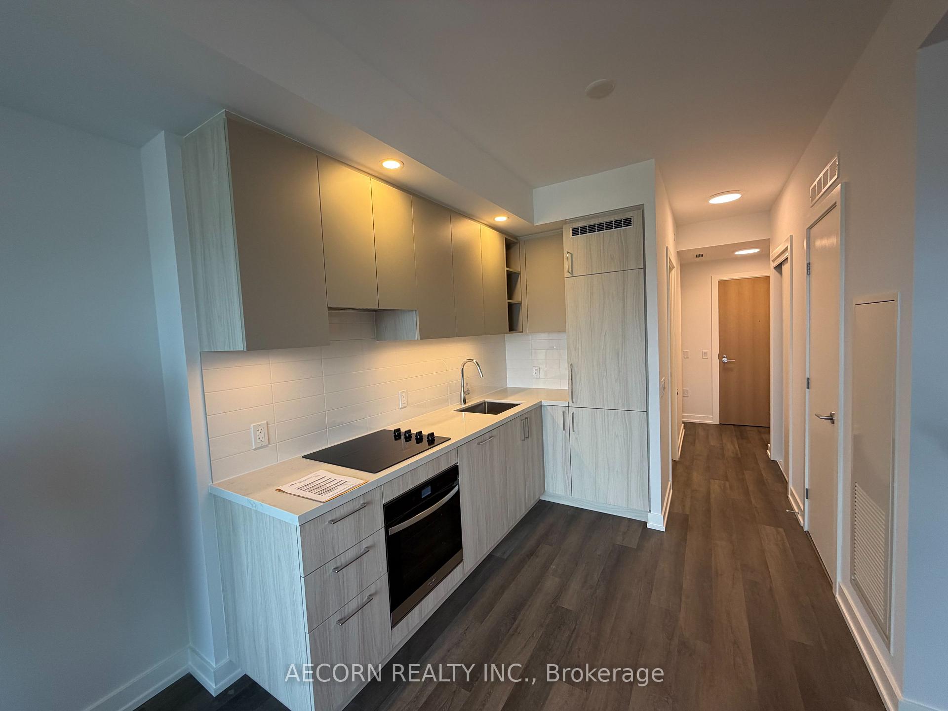 Photo 18 of 21 Meadowdale Road, Vaughan, Vaughan Corporate Centre — HOMEH