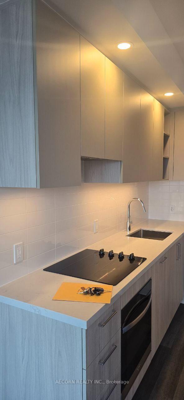Photo 19 of 21 Meadowdale Road, Vaughan, Vaughan Corporate Centre — HOMEH