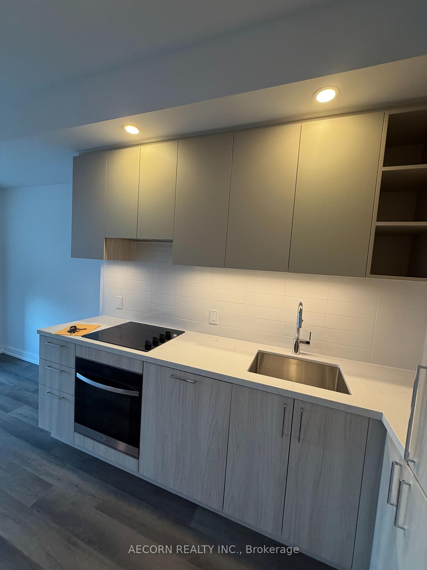Photo 20 of 21 Meadowdale Road, Vaughan, Vaughan Corporate Centre — HOMEH