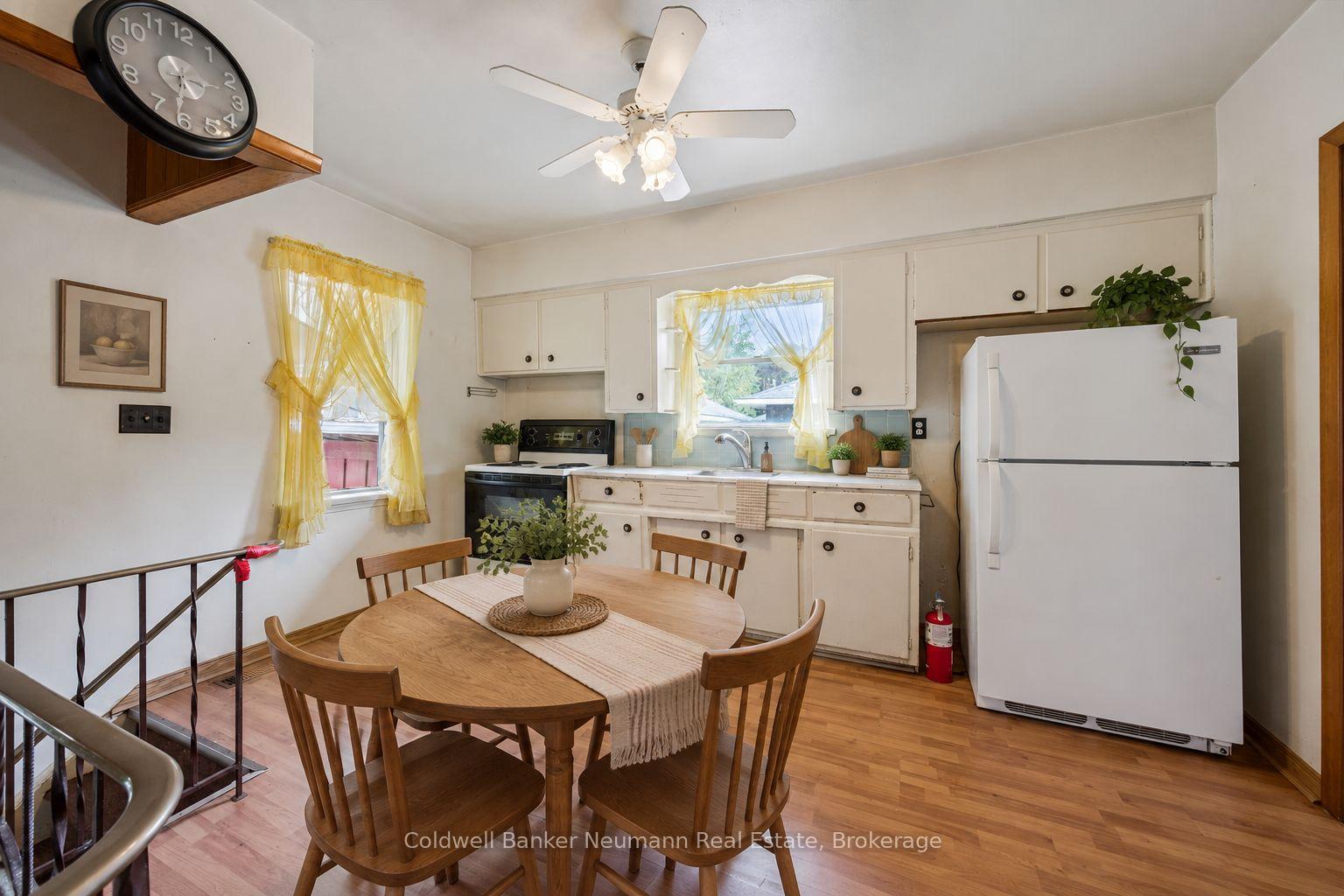 Photo 11 of 73 Knightswood Boulevard, Guelph, Riverside Park — HOMEH