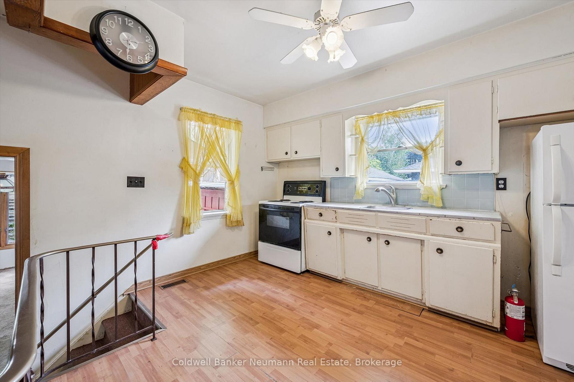 Photo 13 of 73 Knightswood Boulevard, Guelph, Riverside Park — HOMEH