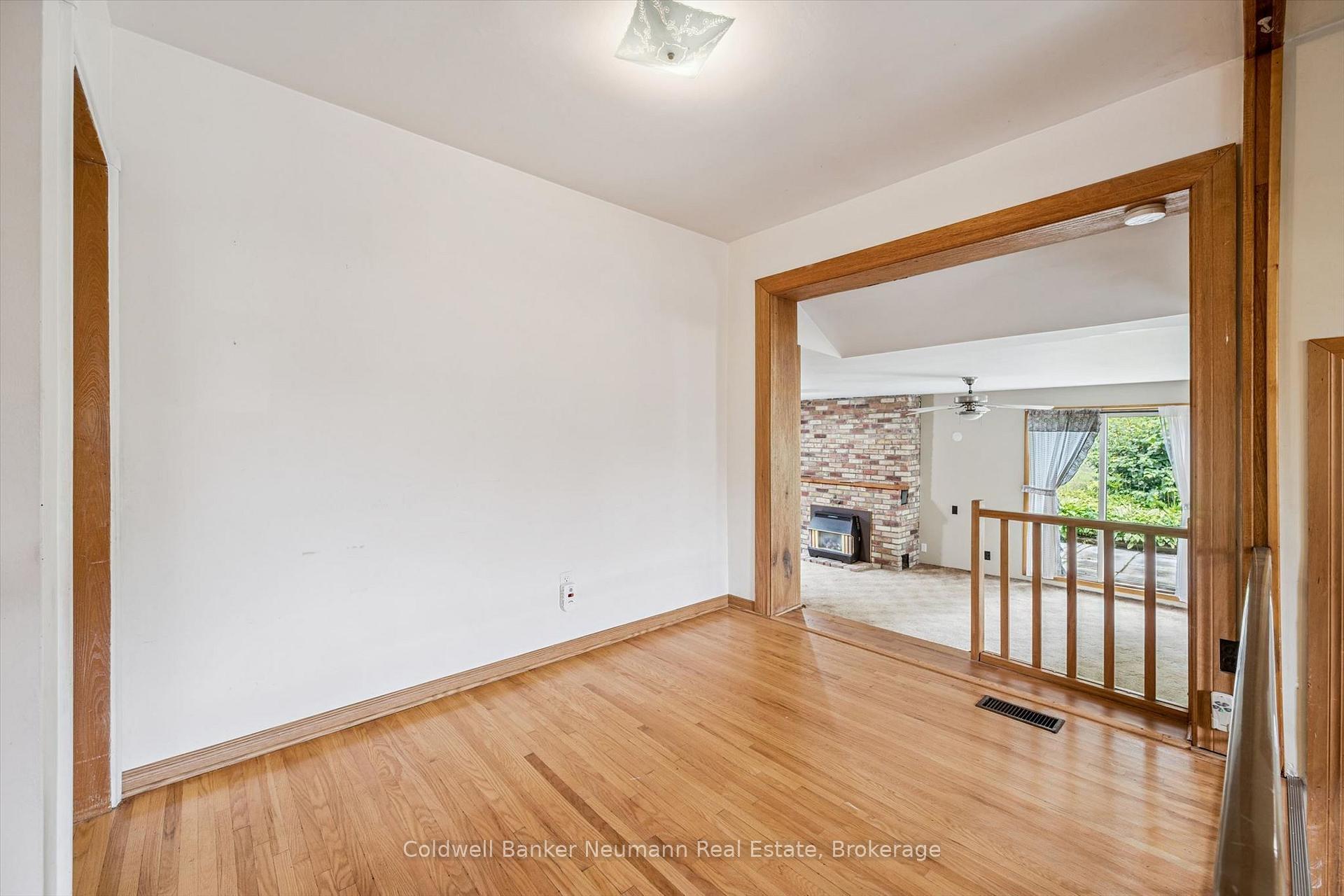 Photo 17 of 73 Knightswood Boulevard, Guelph, Riverside Park — HOMEH