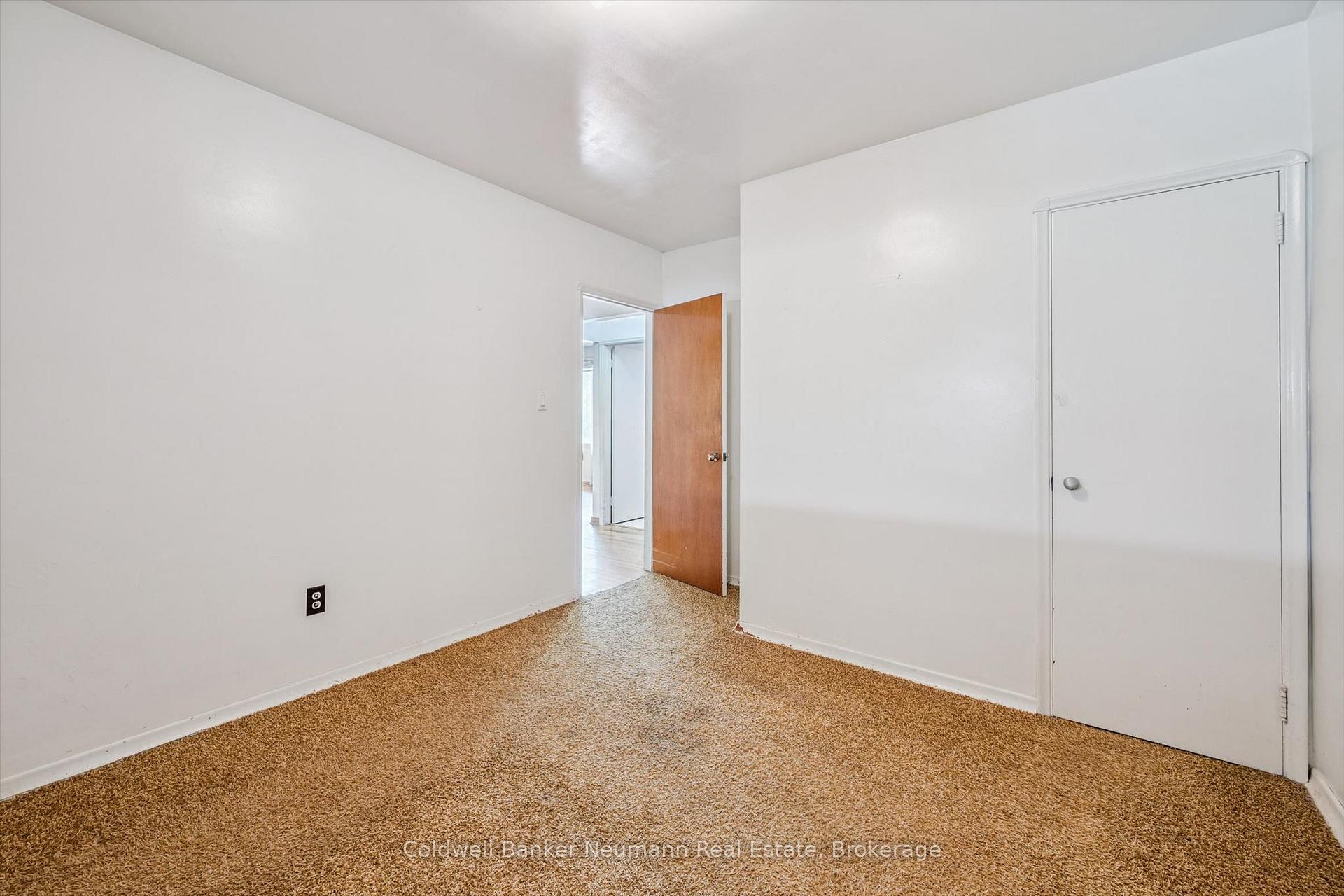 Photo 28 of 73 Knightswood Boulevard, Guelph, Riverside Park — HOMEH