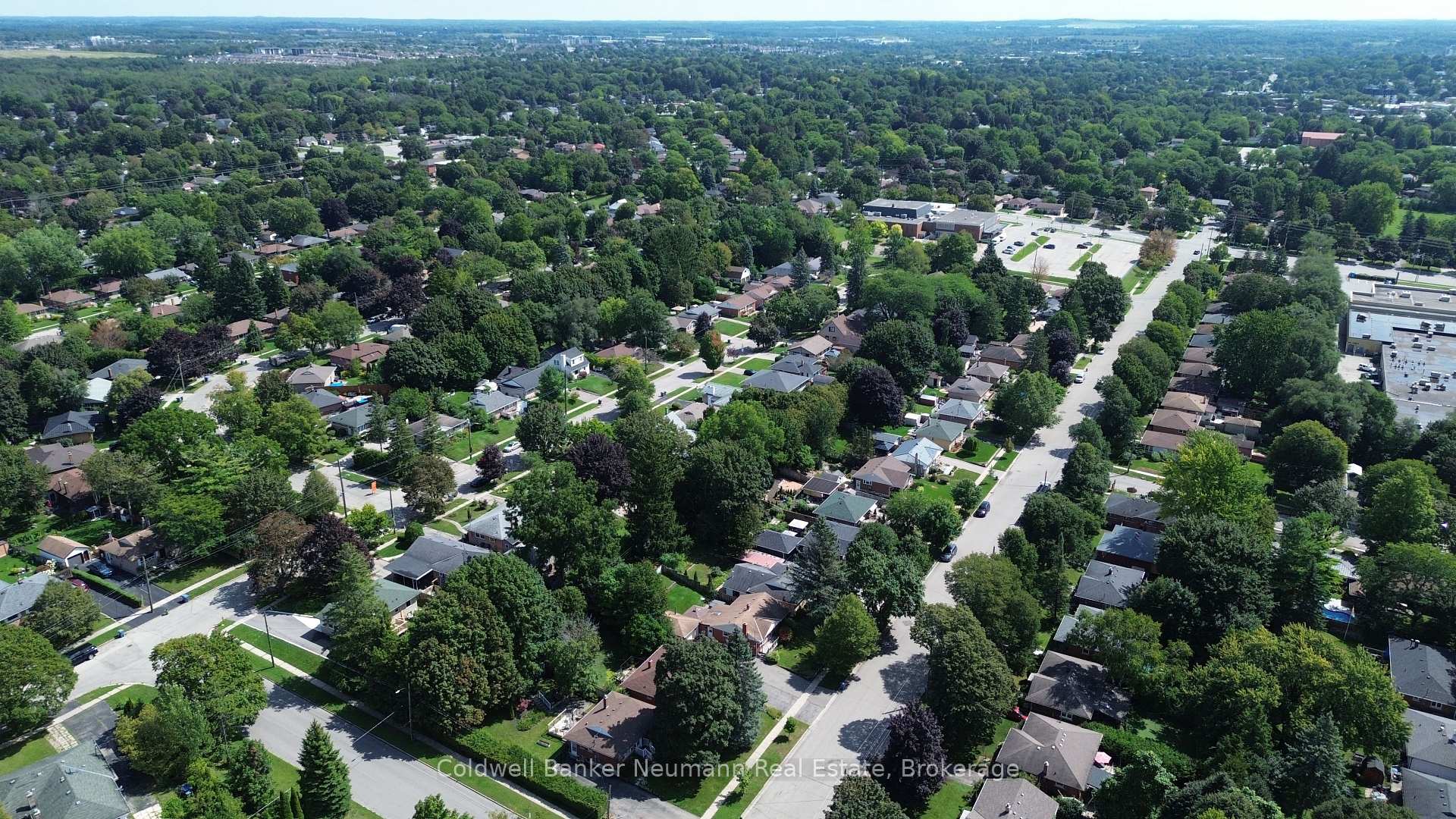 Photo 47 of 73 Knightswood Boulevard, Guelph, Riverside Park — HOMEH