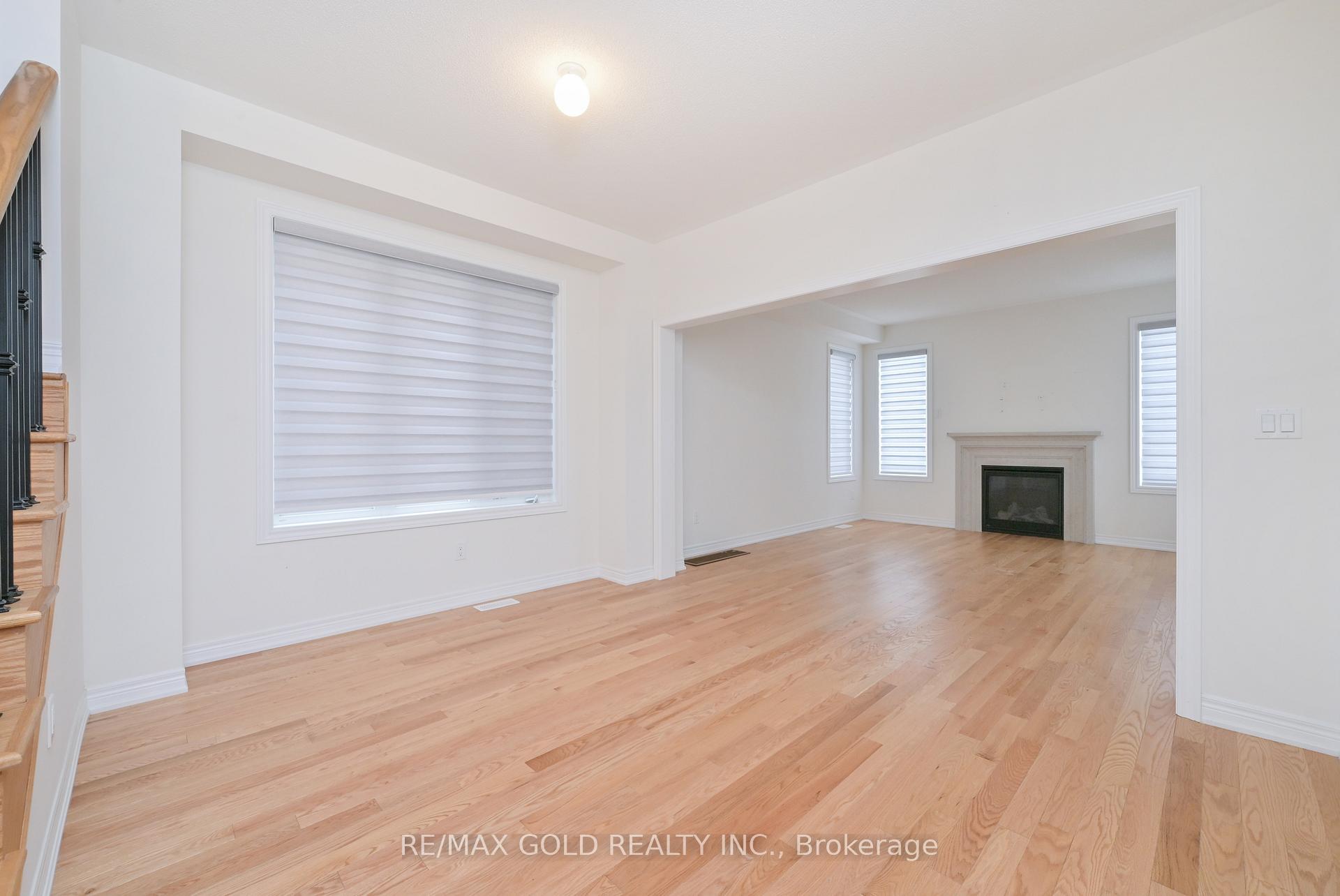 Photo 4 of 1345 Davis Loop, Innisfil, Lefroy — HOMEH