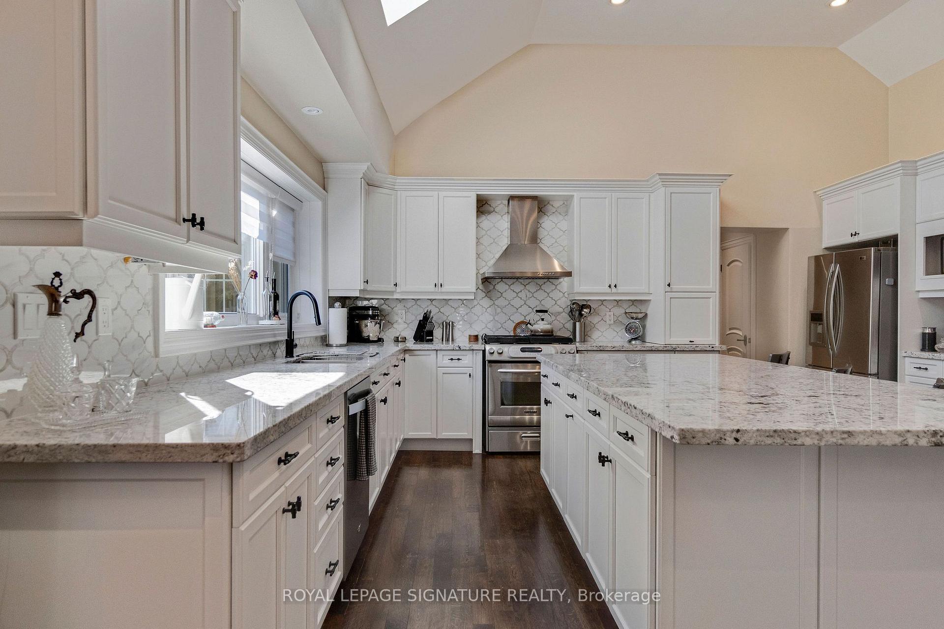 Photo 51 of Unit 5009, 8 Eglinton Avenue E, Toronto, Mount Pleasant West — HOMEH