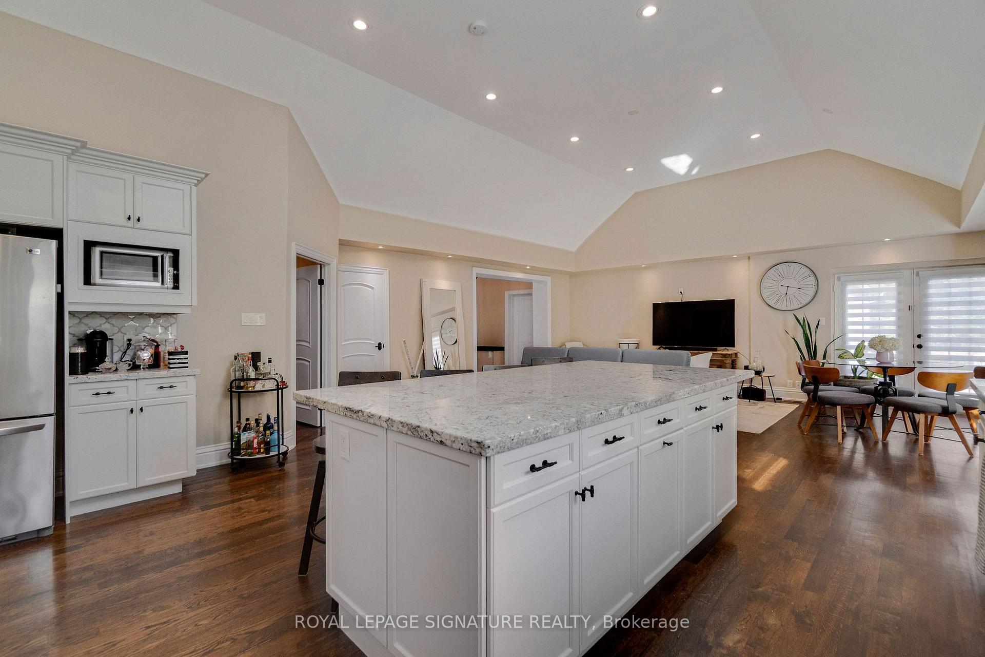 Photo 55 of Unit 5009, 8 Eglinton Avenue E, Toronto, Mount Pleasant West — HOMEH