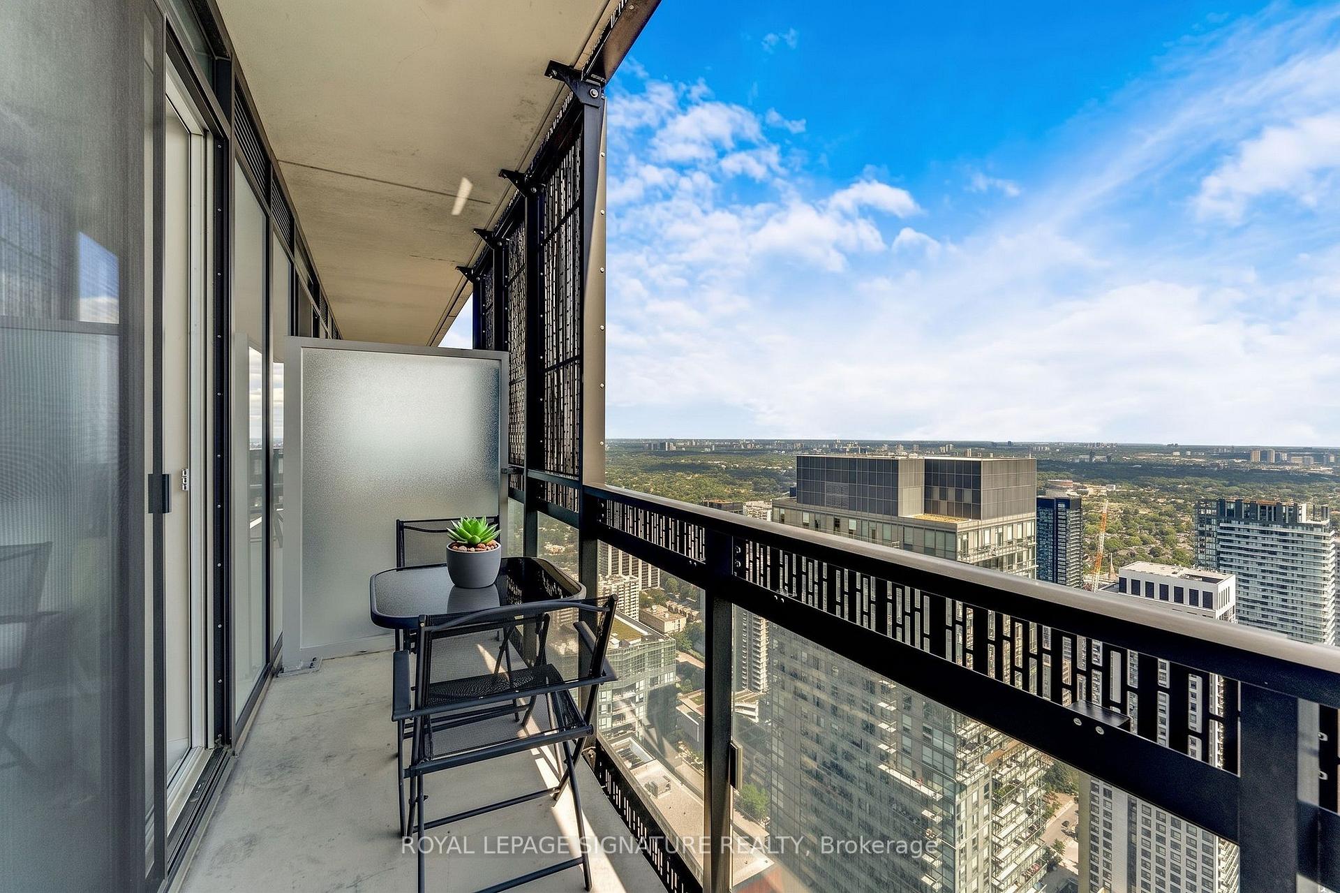 Photo 67 of Unit 5009, 8 Eglinton Avenue E, Toronto, Mount Pleasant West — HOMEH