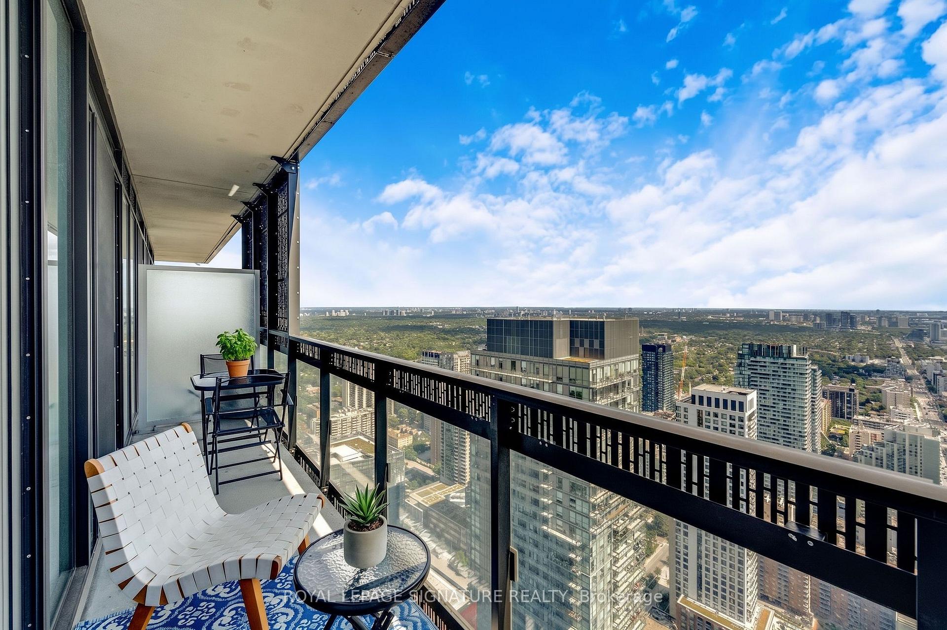 Photo 69 of Unit 5009, 8 Eglinton Avenue E, Toronto, Mount Pleasant West — HOMEH