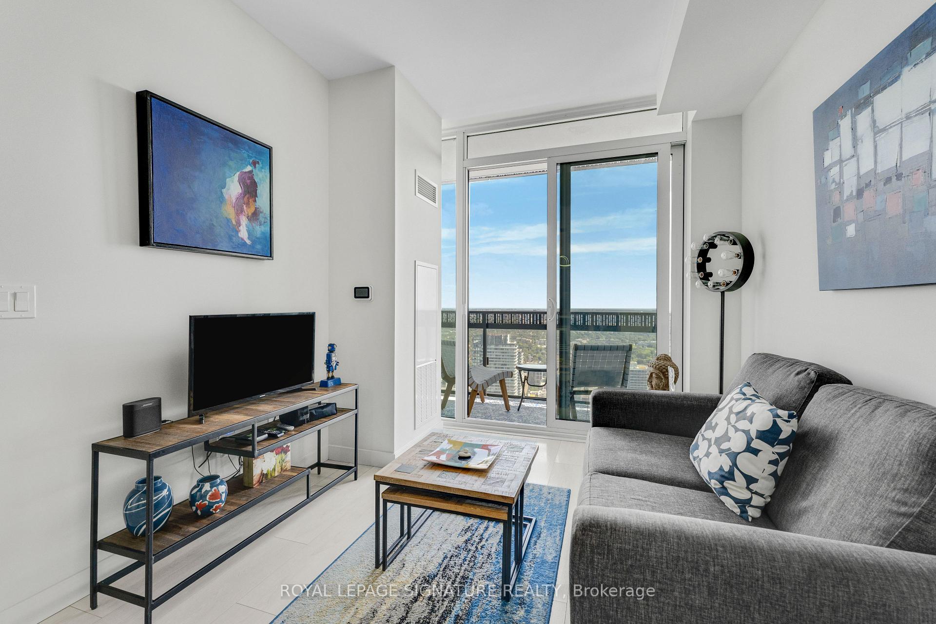 Photo 18 of Unit 5009, 8 Eglinton Avenue E, Toronto, Mount Pleasant West — HOMEH
