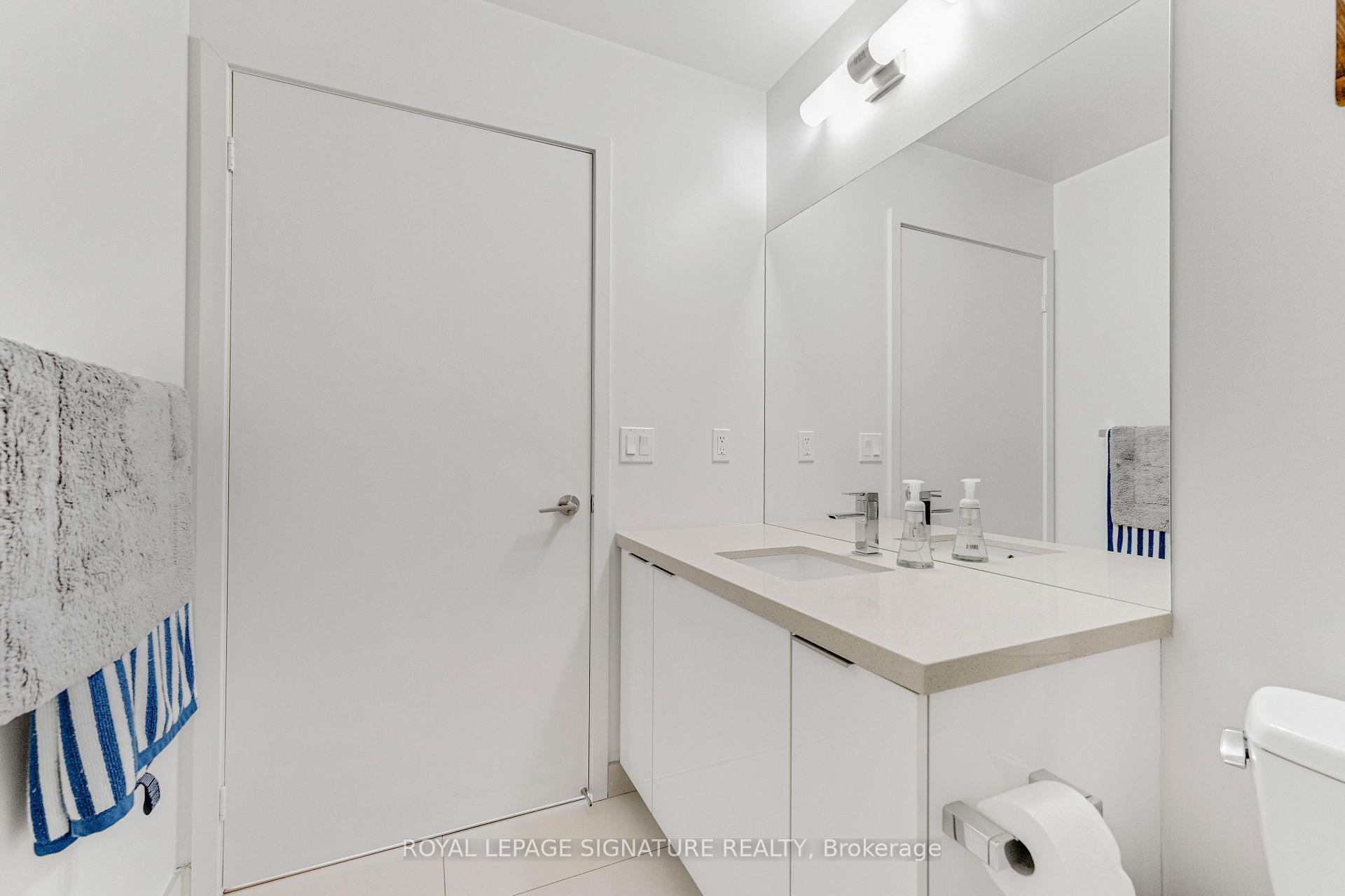 Photo 38 of Unit 5009, 8 Eglinton Avenue E, Toronto, Mount Pleasant West — HOMEH