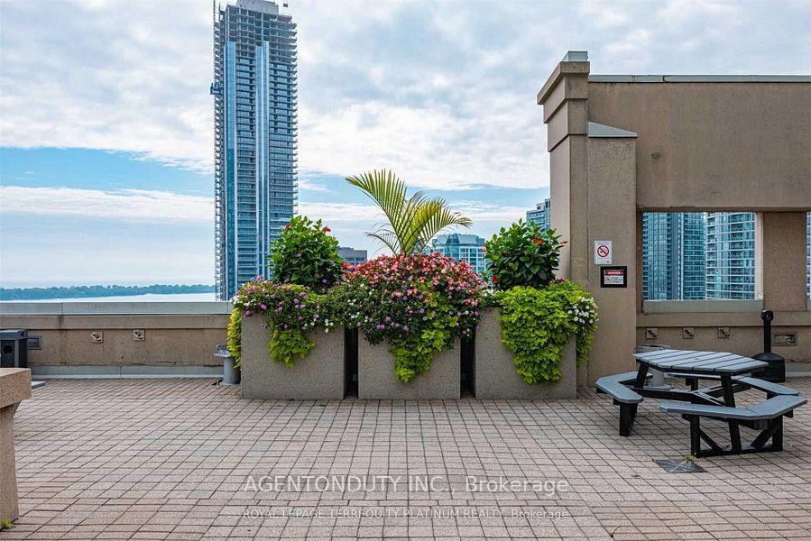 Photo 21 of Unit 1122, 25 The Esplanade, Toronto, Waterfront Communities — HOMEH