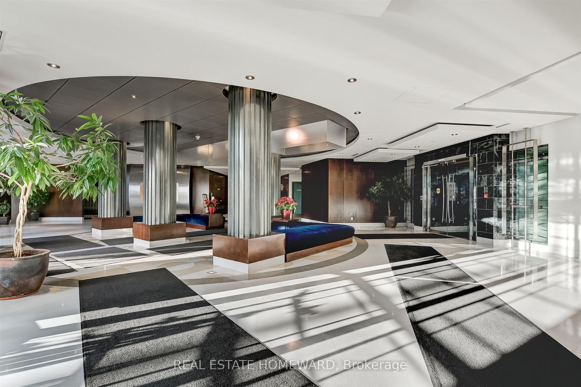 Photo 2 of Unit 1117, 410 Queens Quay W, Toronto, Waterfront Communities — HOMEH