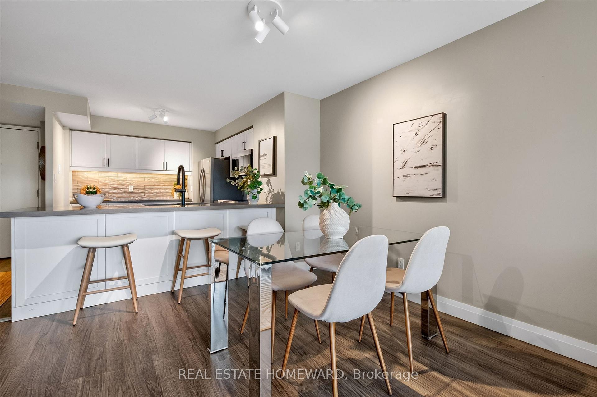 Photo 13 of Unit 1117, 410 Queens Quay W, Toronto, Waterfront Communities — HOMEH