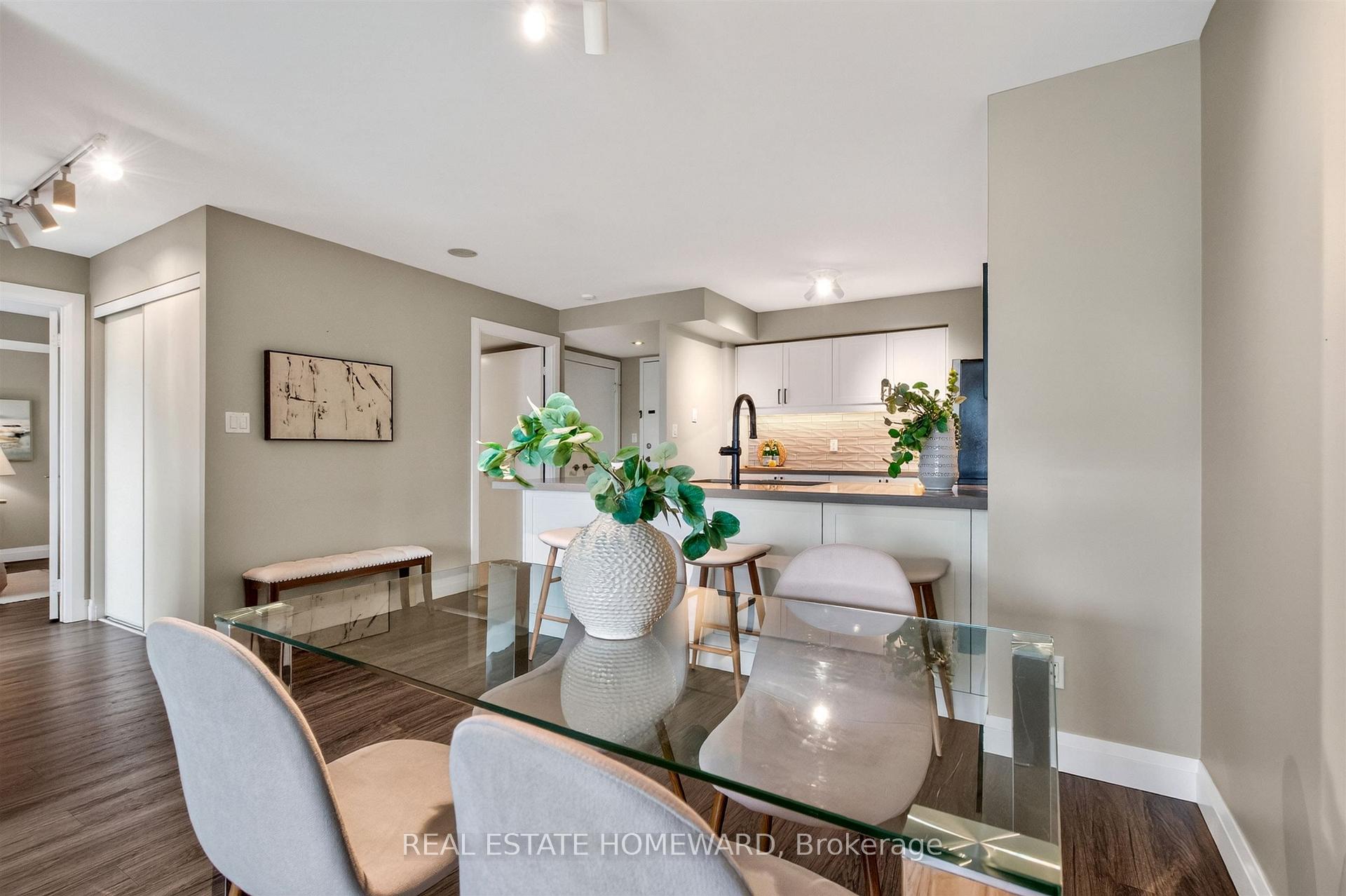 Photo 14 of Unit 1117, 410 Queens Quay W, Toronto, Waterfront Communities — HOMEH