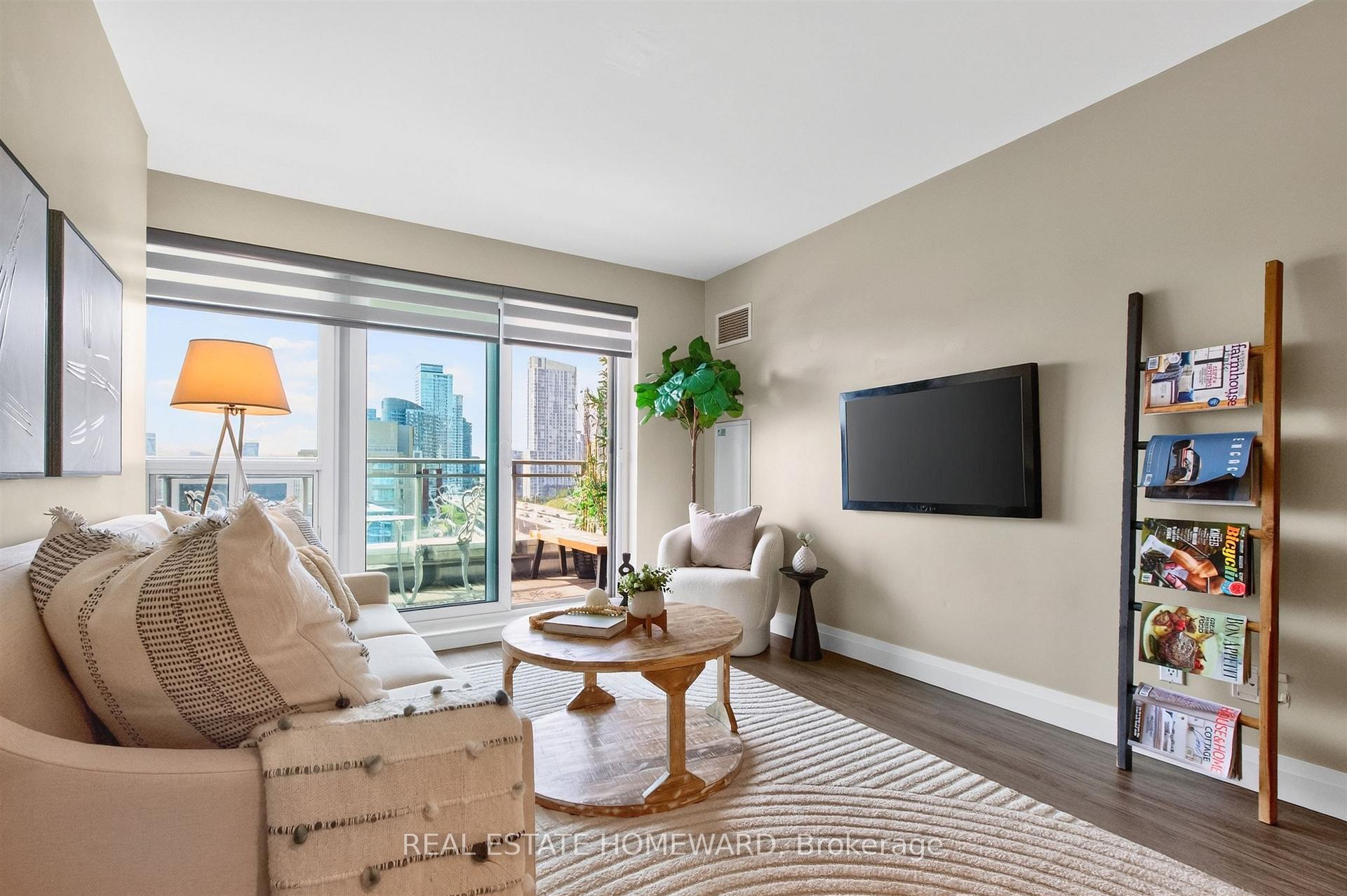 Photo 16 of Unit 1117, 410 Queens Quay W, Toronto, Waterfront Communities — HOMEH