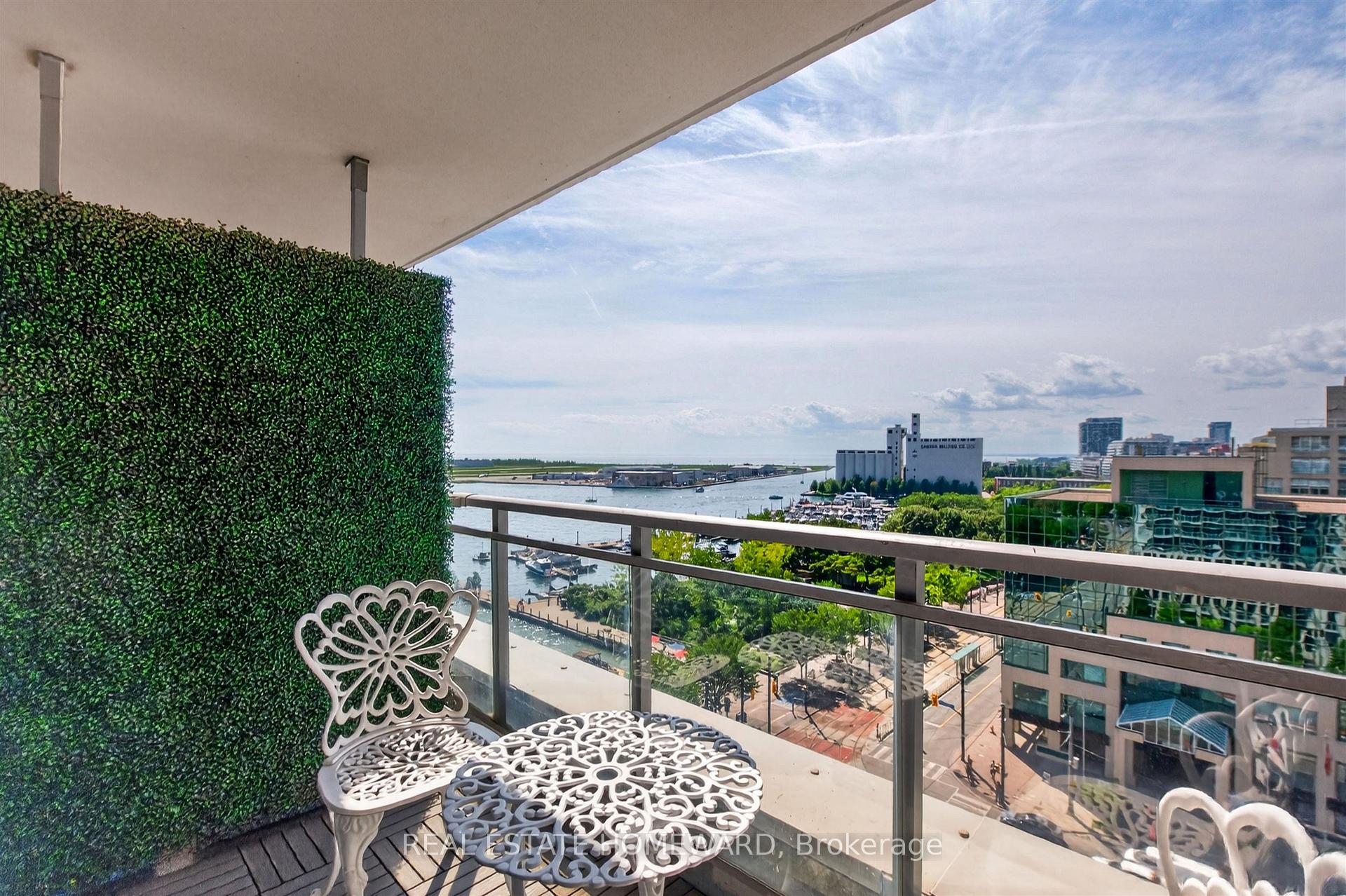 Photo 17 of Unit 1117, 410 Queens Quay W, Toronto, Waterfront Communities — HOMEH