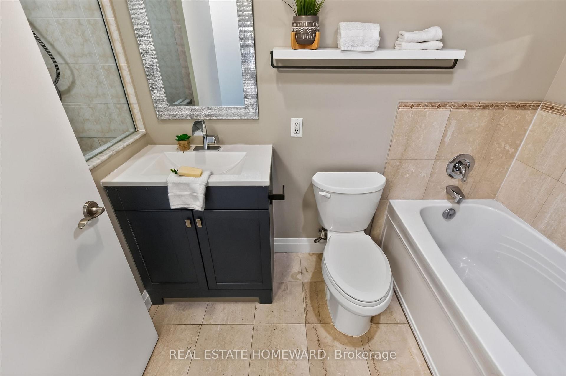Photo 24 of Unit 1117, 410 Queens Quay W, Toronto, Waterfront Communities — HOMEH