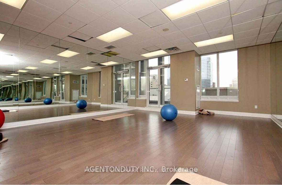 Photo 17 of Unit 1009, 35 Balmuto Street, Toronto, Bay Street Corridor — HOMEH