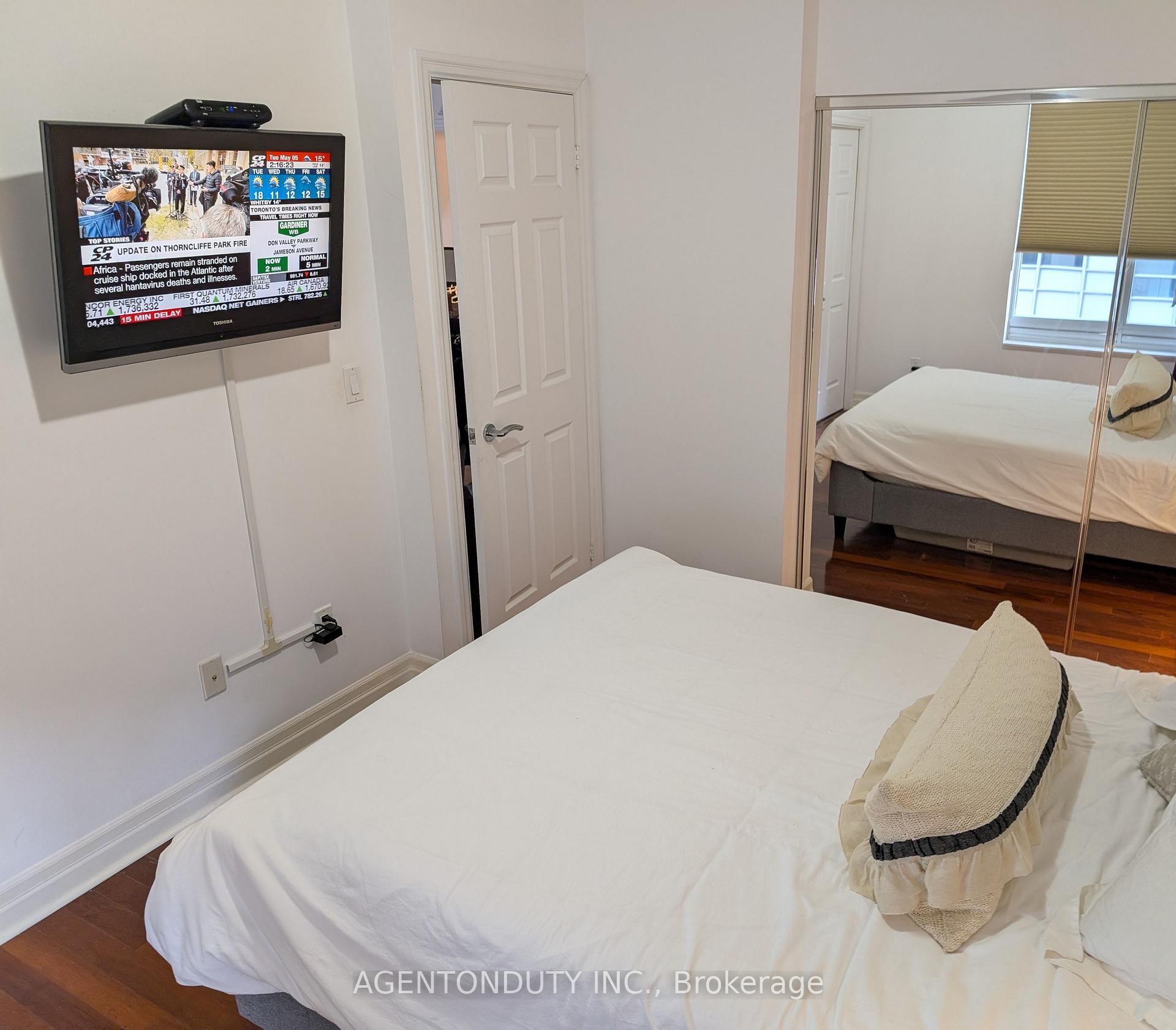 Photo 30 of Unit 1009, 35 Balmuto Street, Toronto, Bay Street Corridor — HOMEH
