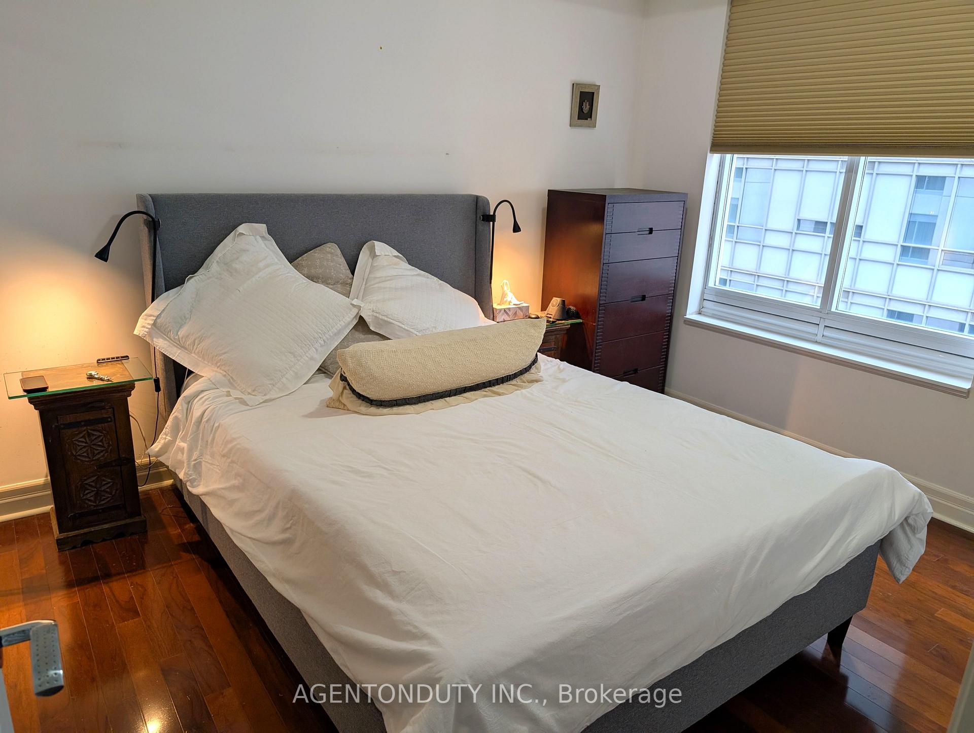 Photo 31 of Unit 1009, 35 Balmuto Street, Toronto, Bay Street Corridor — HOMEH