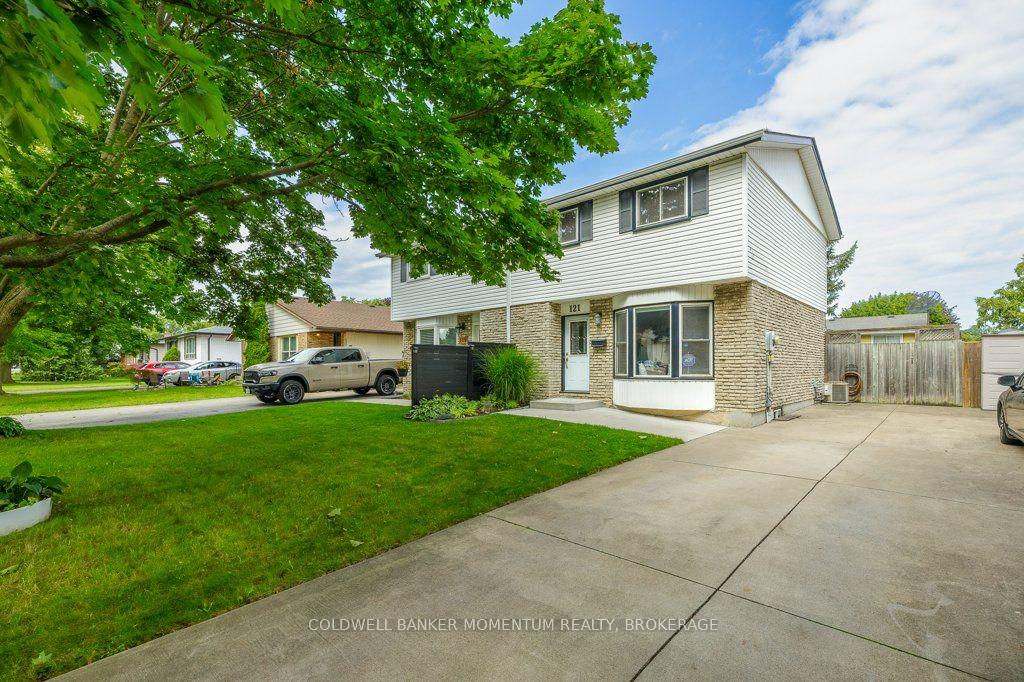 Photo 2 of 121 Dorothy Street, St. Catharines, Lakeport — HOMEH