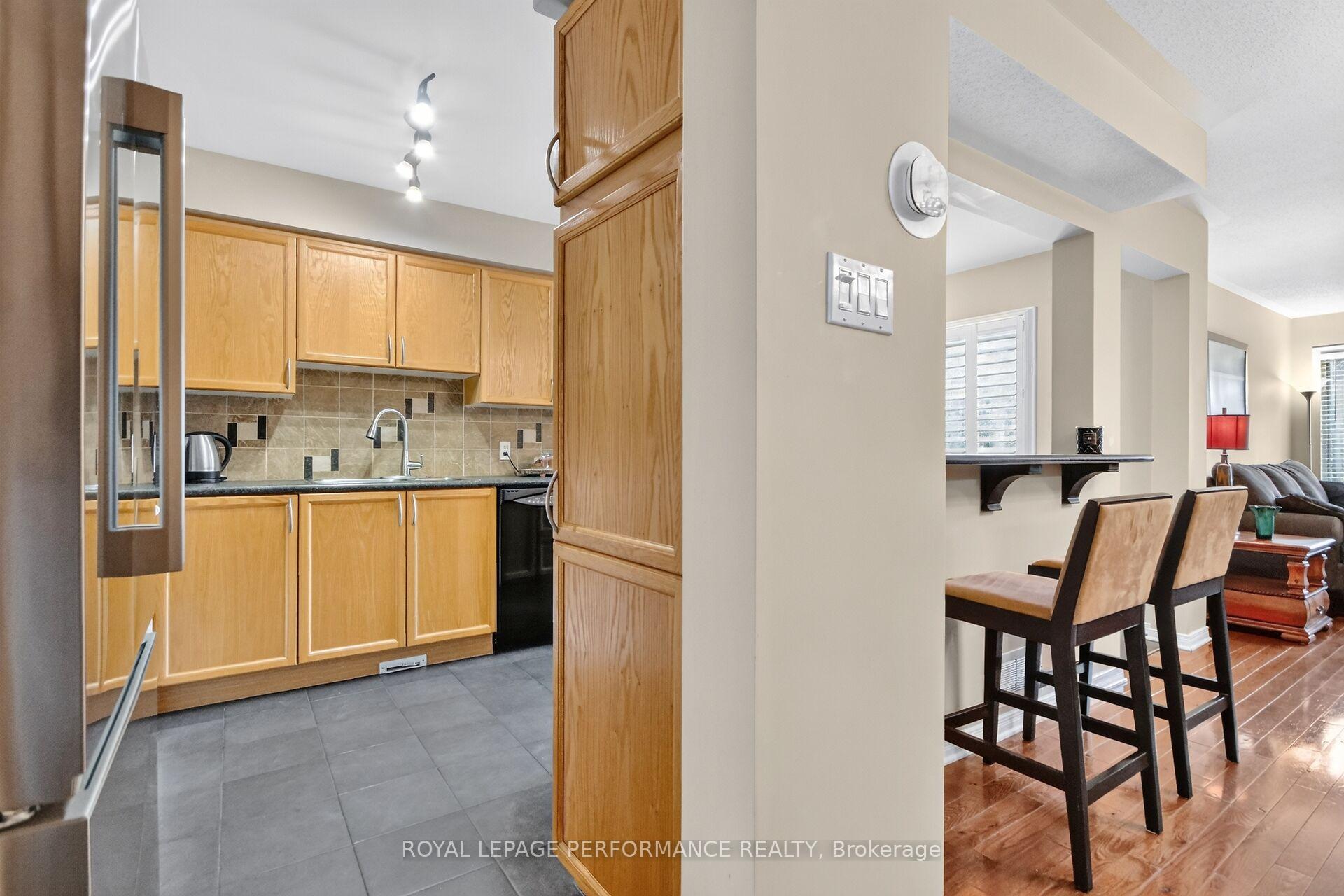 Photo 4 of 7 Calaveras Avenue, Ottawa, Barrhaven - Longfields — HOMEH
