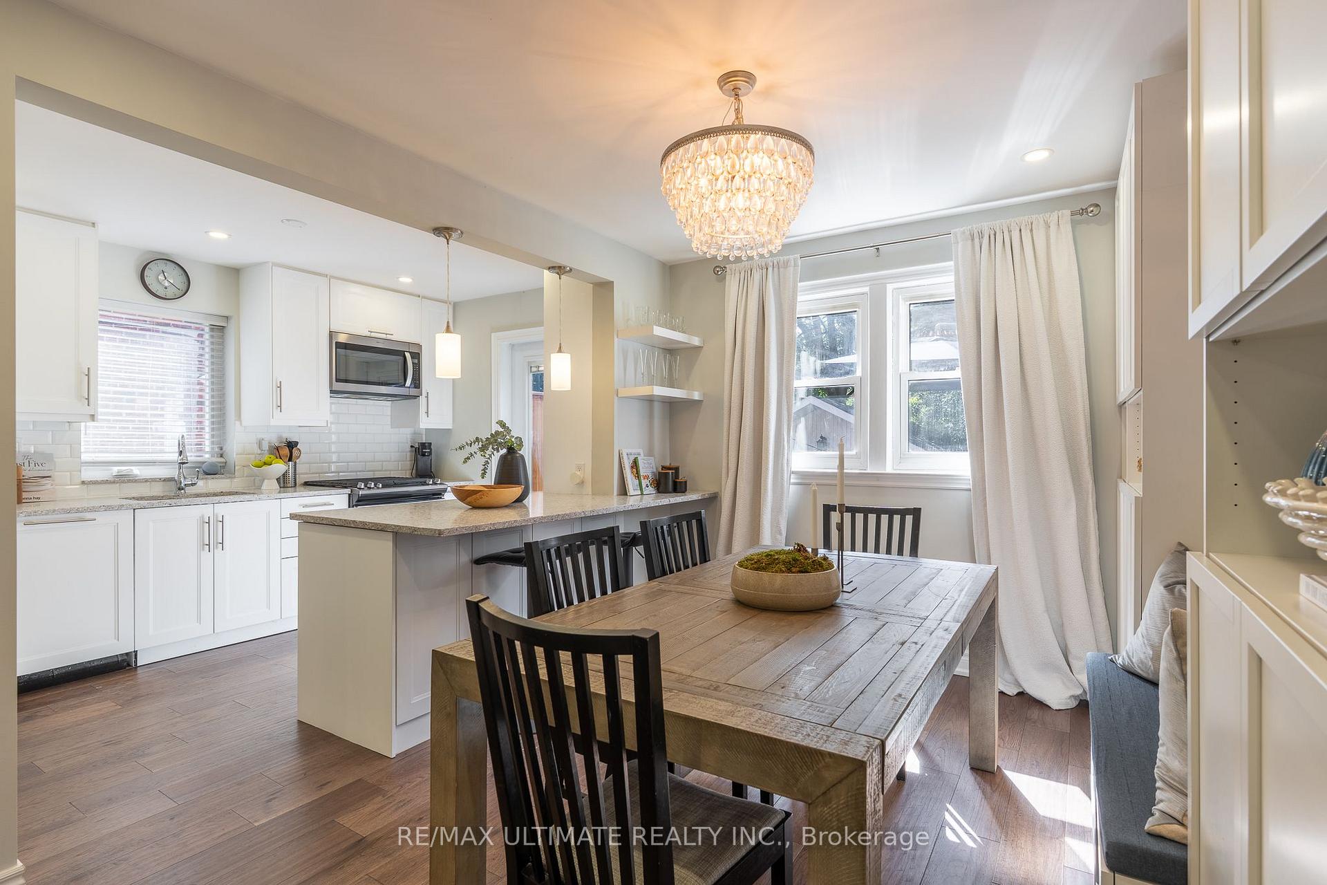 Photo 6 of 3 Thursfield Crescent, Toronto, Leaside — HOMEH