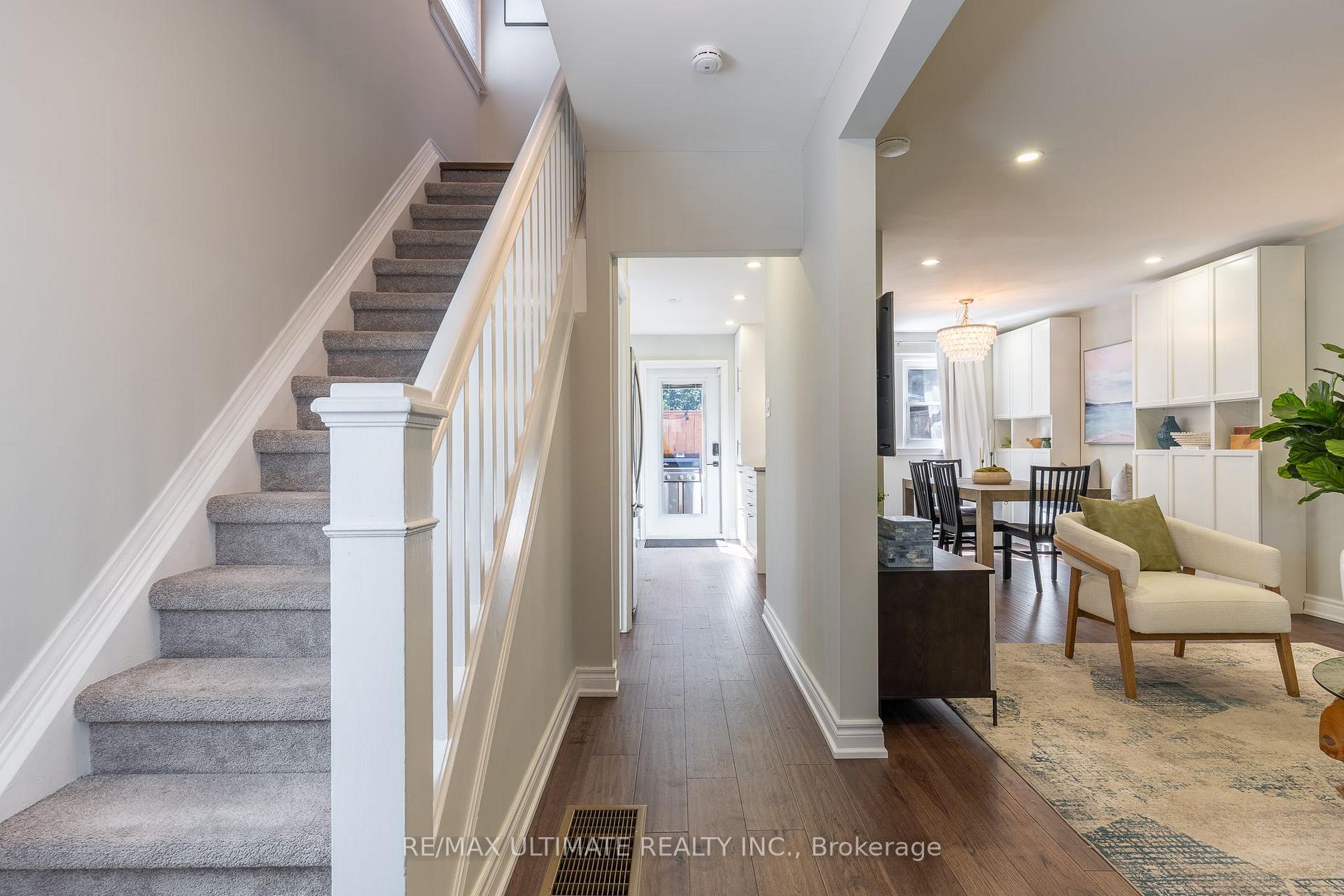 Photo 16 of 3 Thursfield Crescent, Toronto, Leaside — HOMEH