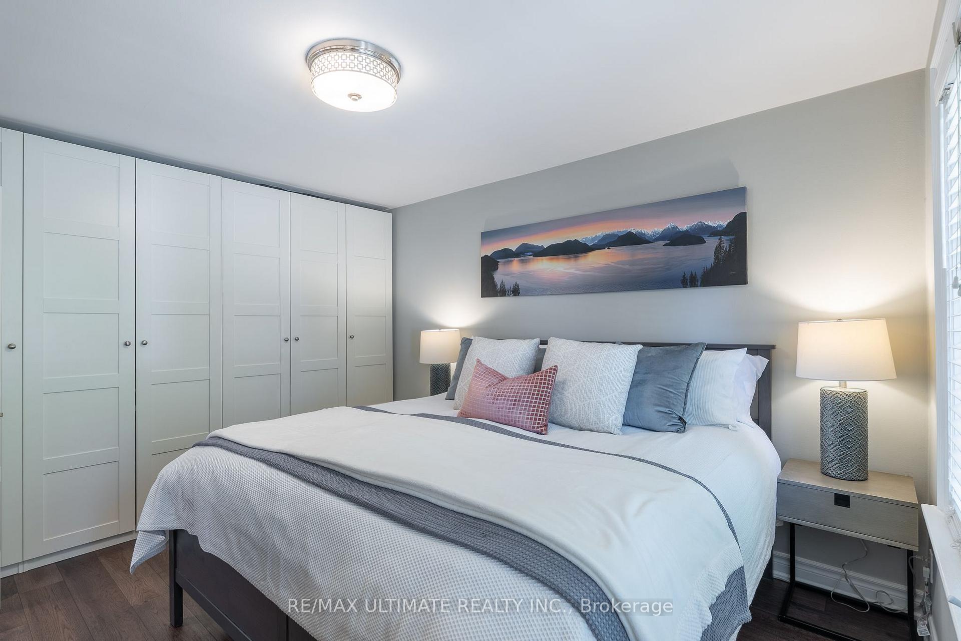 Photo 18 of 3 Thursfield Crescent, Toronto, Leaside — HOMEH