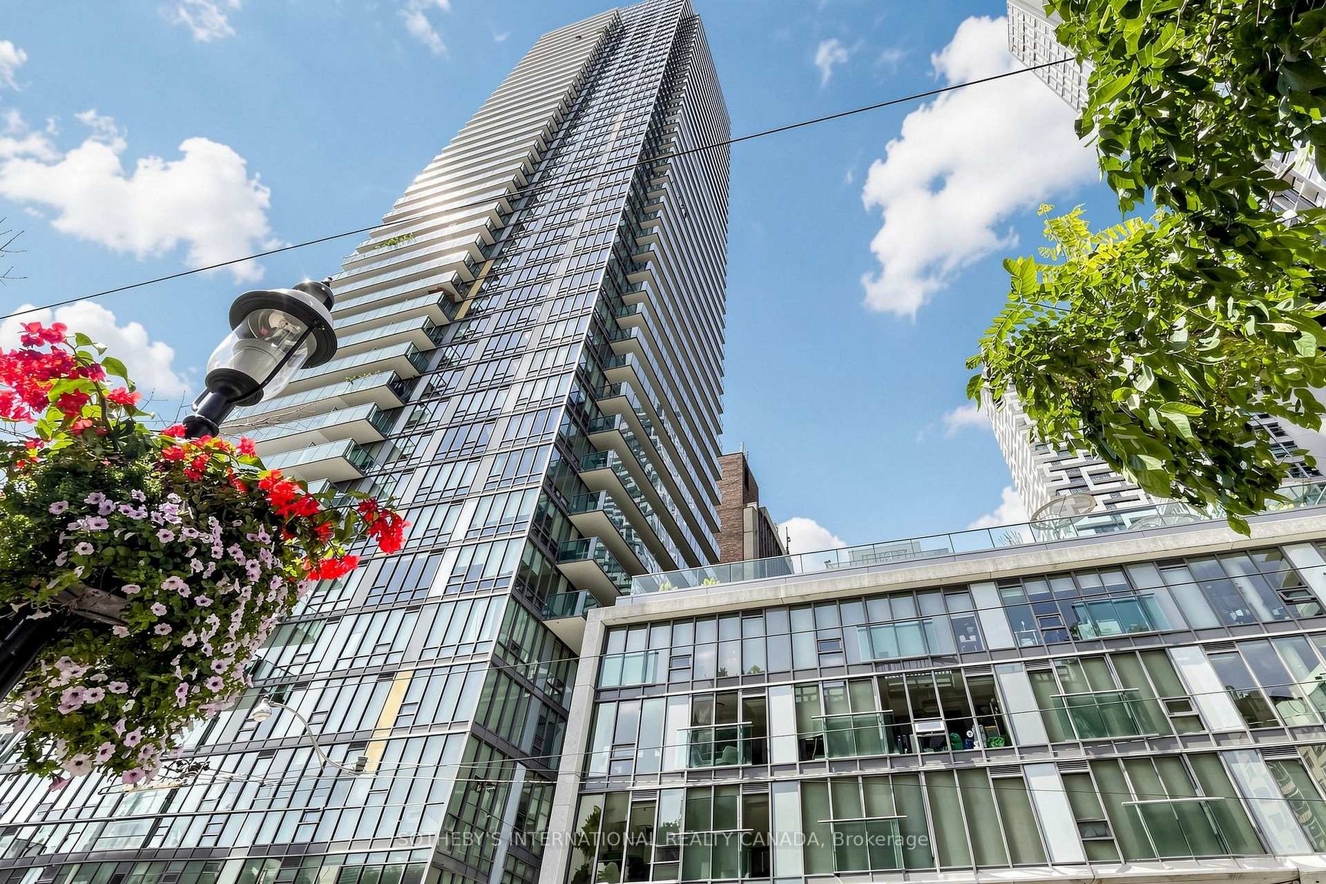 Photo of Unit 1606, 33 Lombard Street