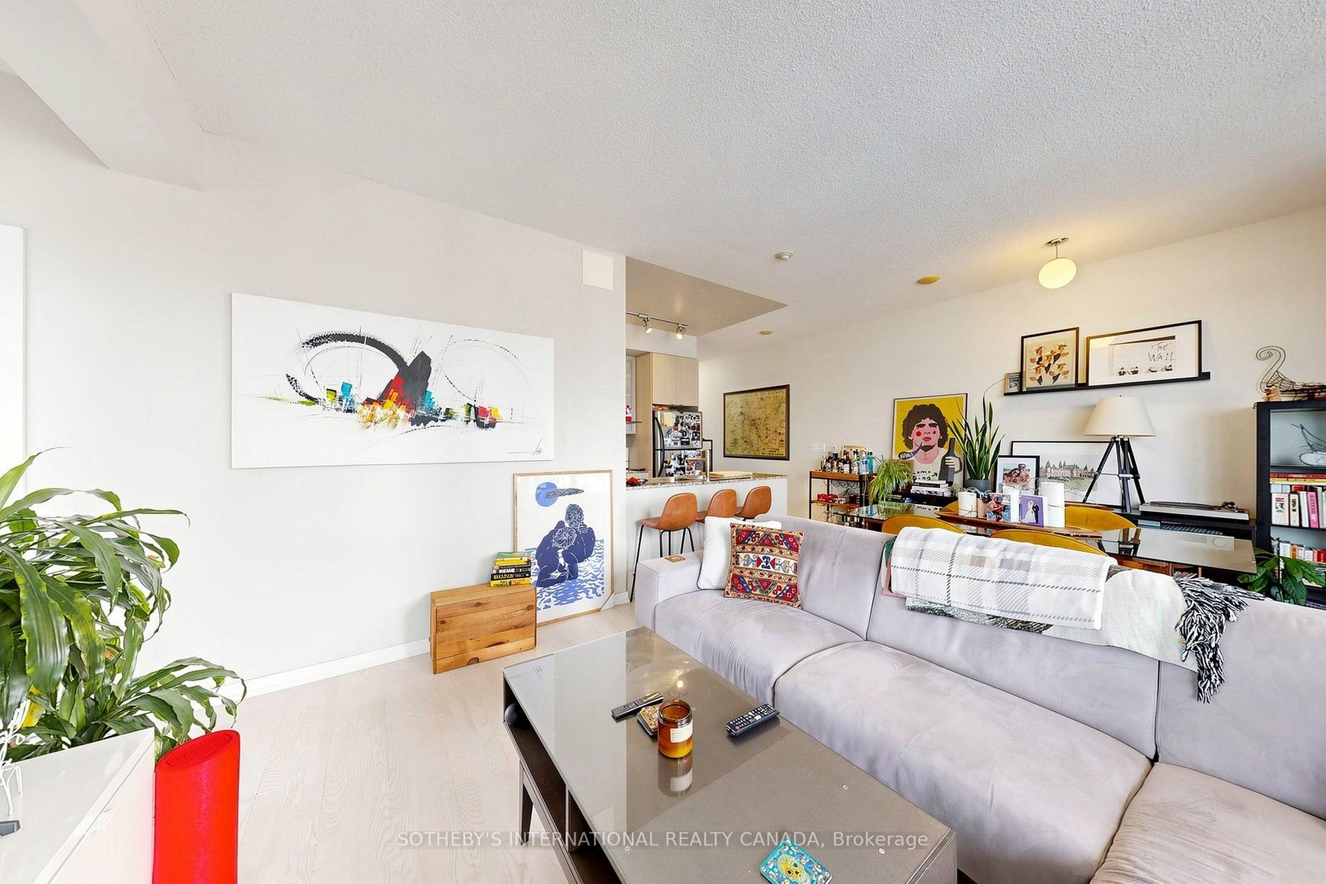 Photo 9 of Unit 1606, 33 Lombard Street, Toronto, Church-Yonge Corridor — HOMEH