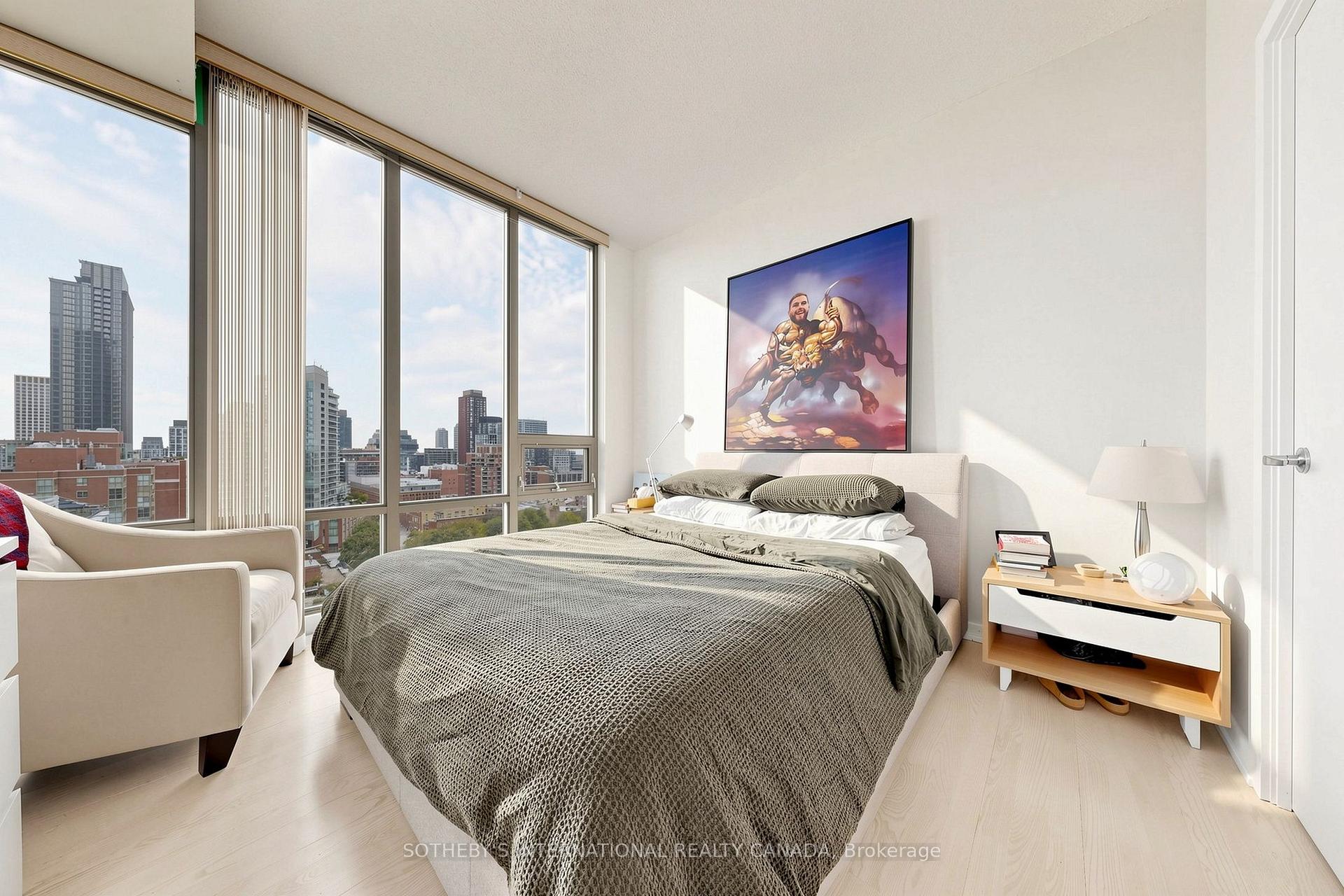 Photo 16 of Unit 1606, 33 Lombard Street, Toronto, Church-Yonge Corridor — HOMEH