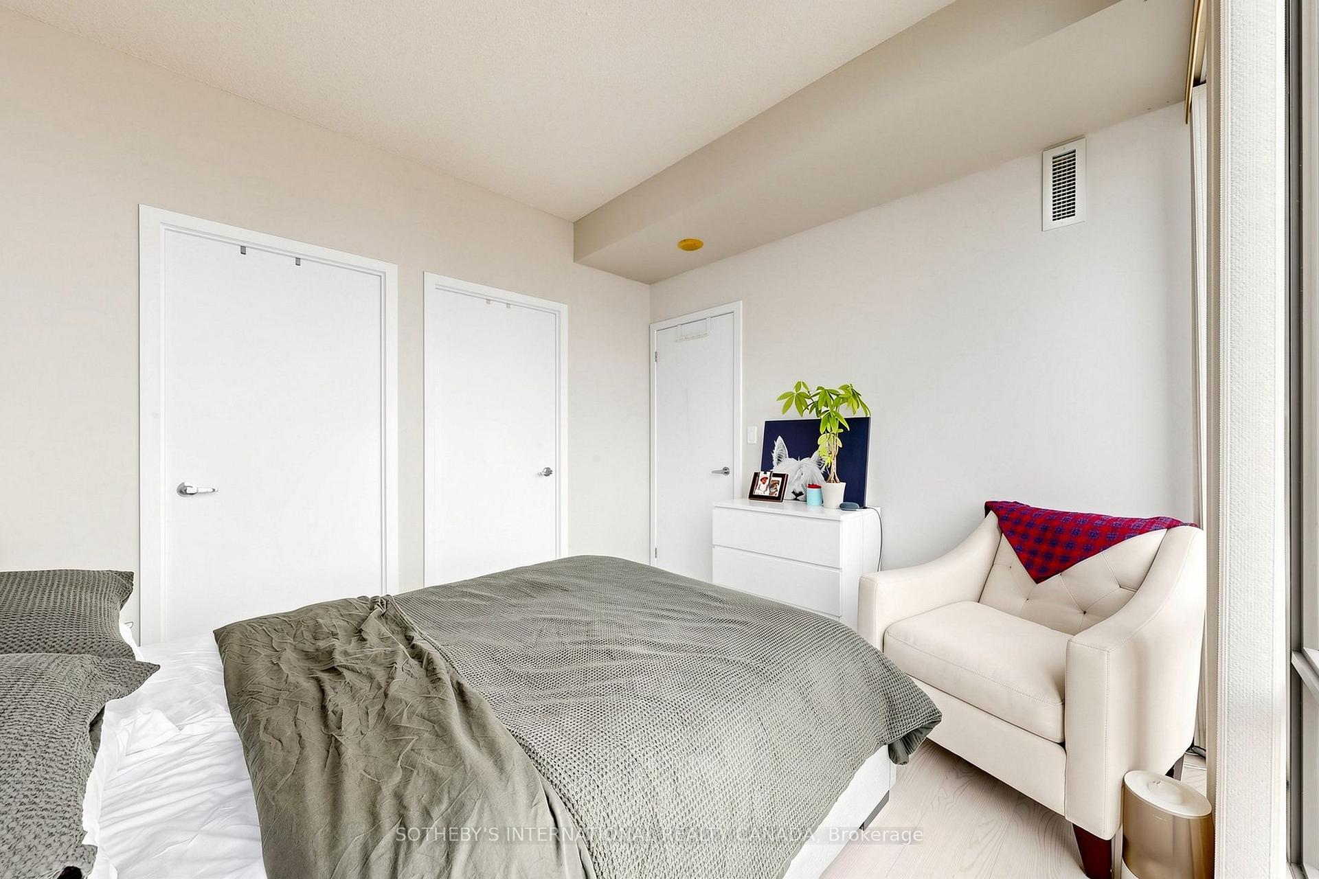Photo 18 of Unit 1606, 33 Lombard Street, Toronto, Church-Yonge Corridor — HOMEH